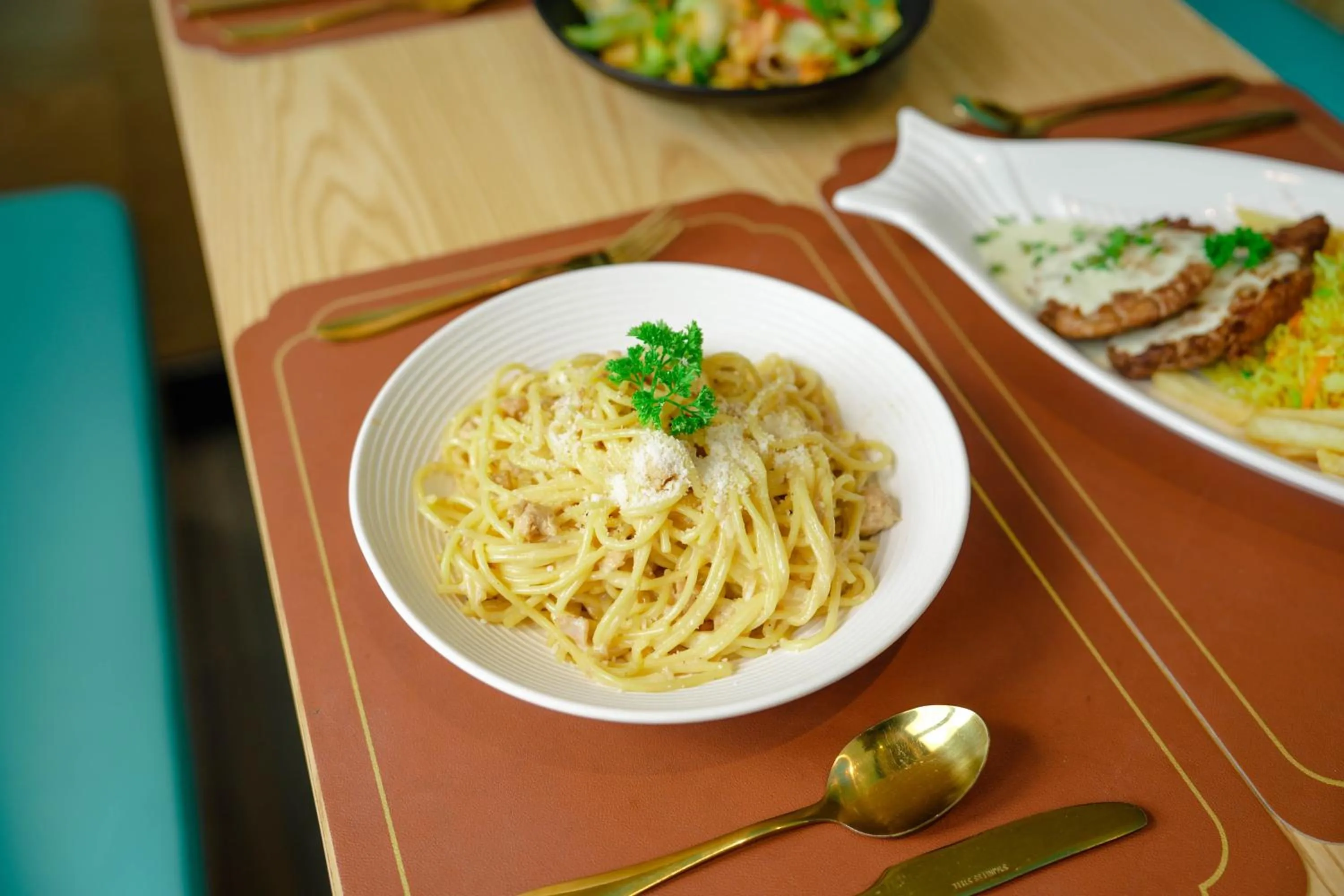 Restaurant/places to eat in FUNPLACE BEACH