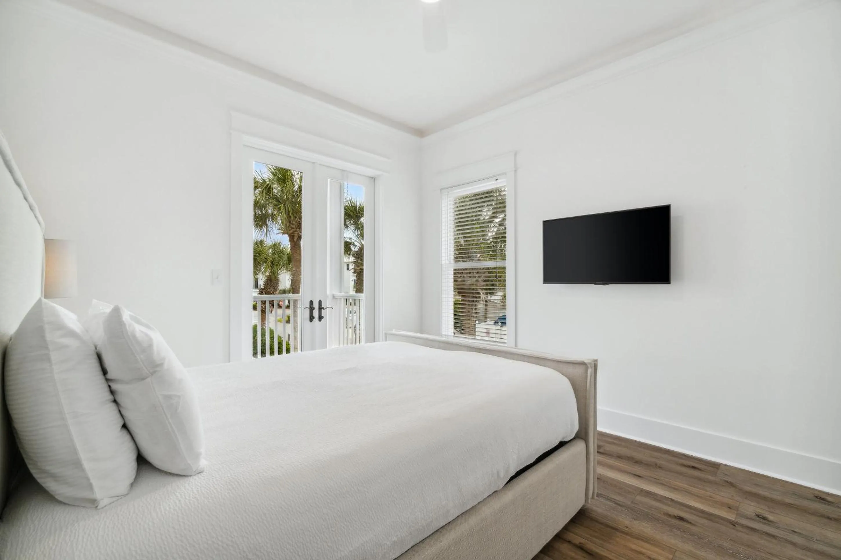 Bed in Destin Beach House - Gulf Star by Panhandle Getaways
