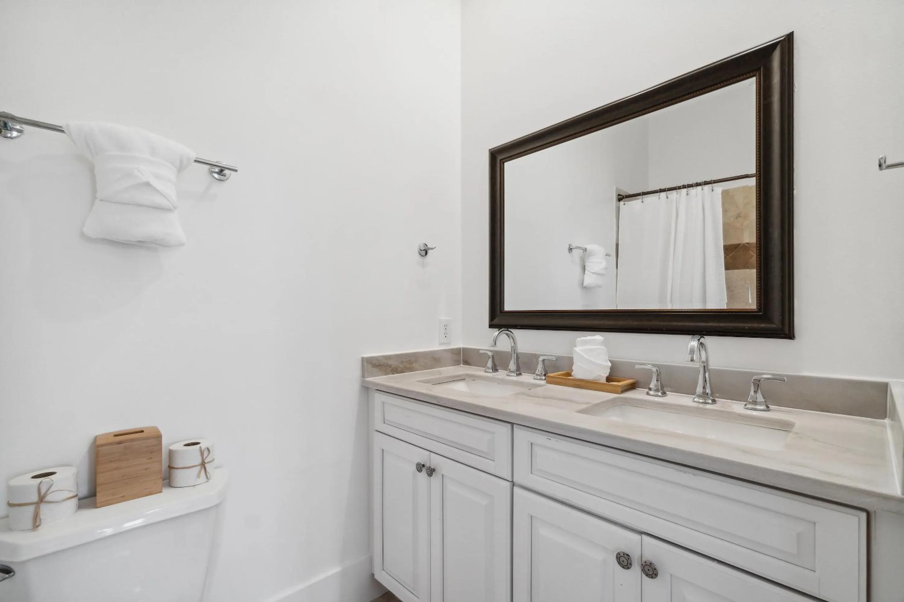 Shower in Destin Beach House - Gulf Star by Panhandle Getaways