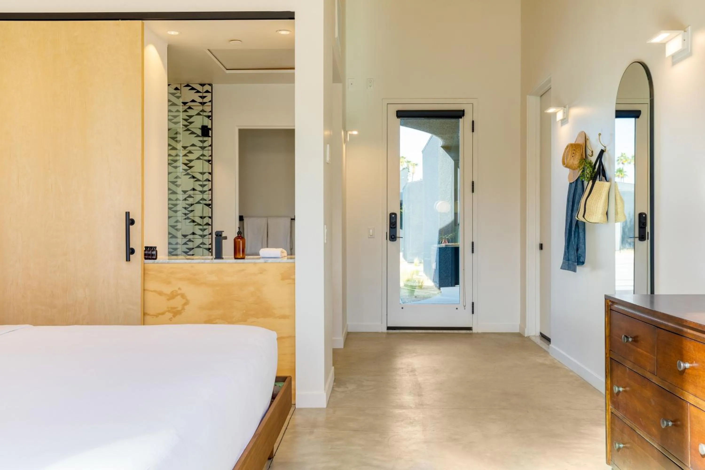 Other, Bed in Blackhaus Suites by AvantStay Modern Comfort in Downtown Palm Springs
