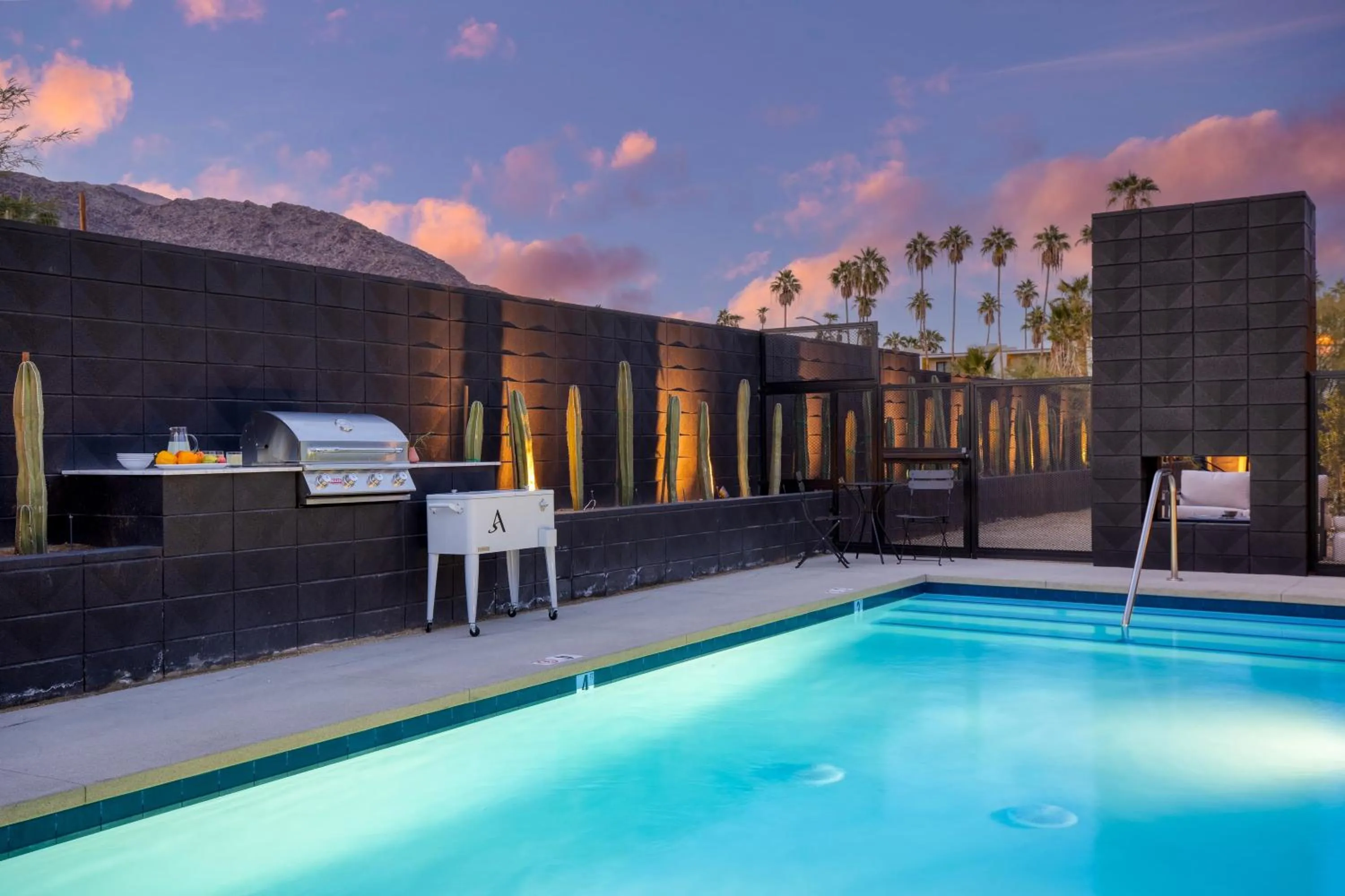 Other in Blackhaus Suites by AvantStay Modern Comfort in Downtown Palm Springs