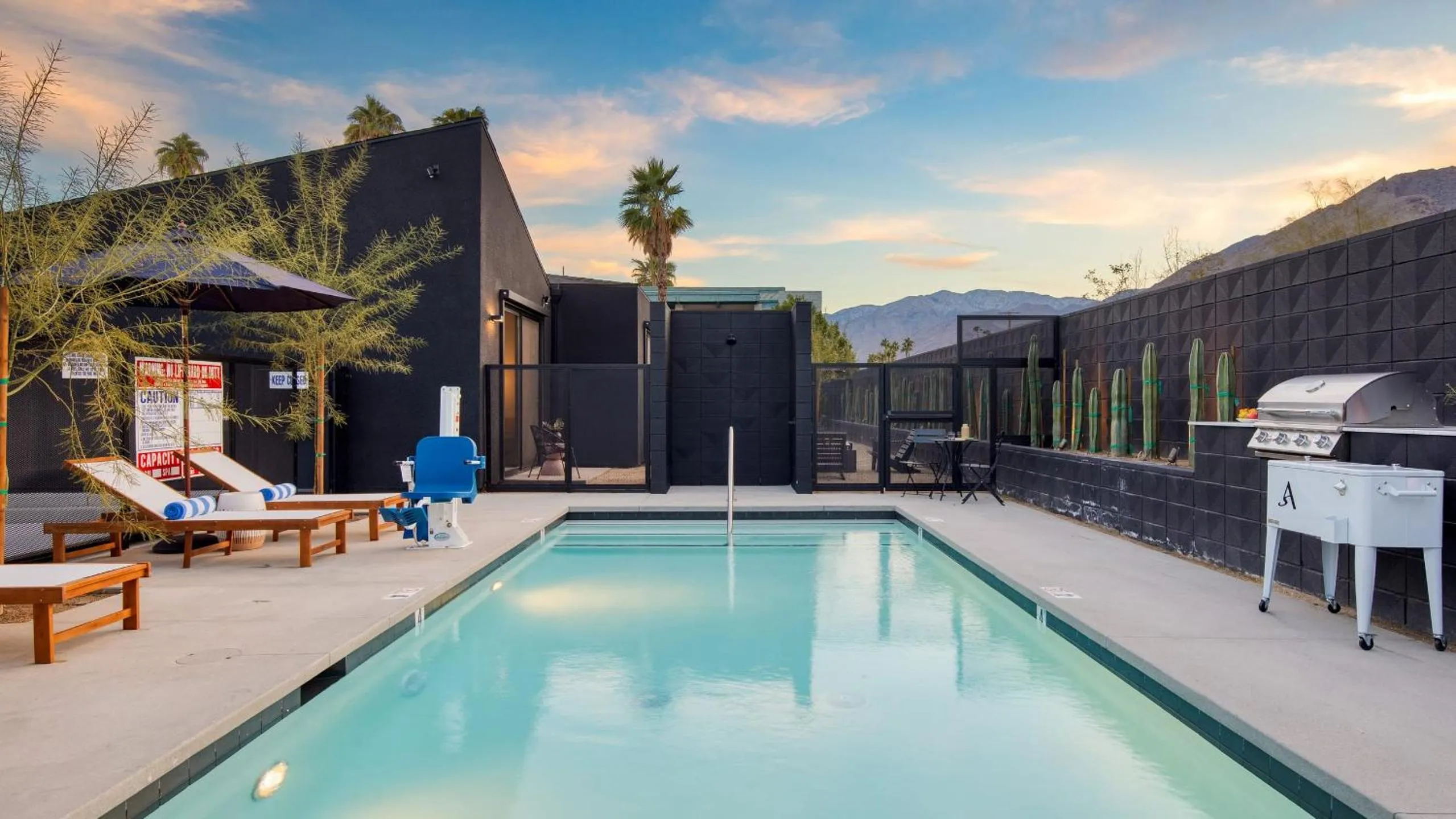 Other in Blackhaus Suites by AvantStay Modern Comfort in Downtown Palm Springs