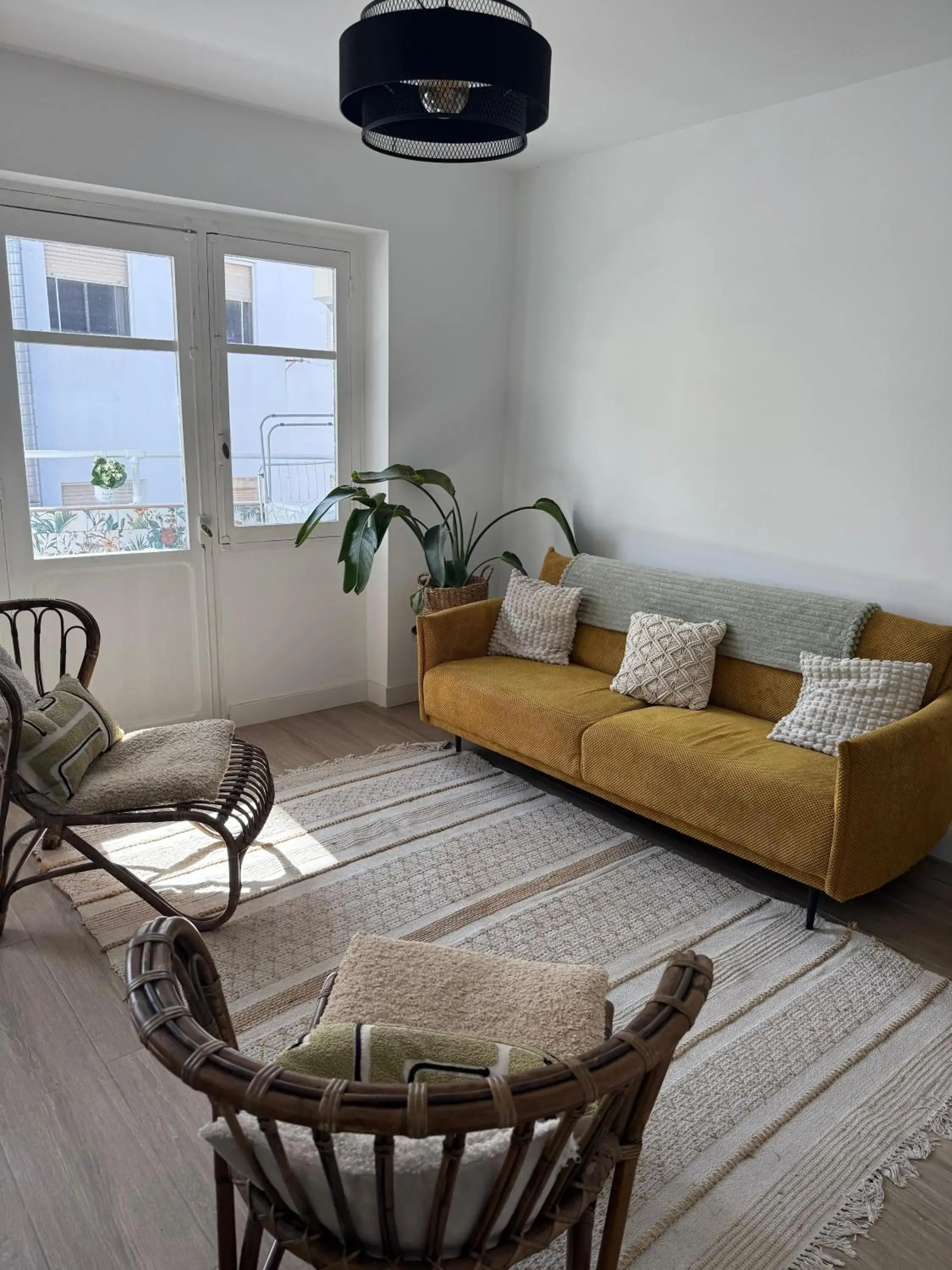Casa Rie - In the heart of Alicante City, next the the ‘Mercado’ Casa Rie - In the heart of Alicante City, next the the ‘Mercado’