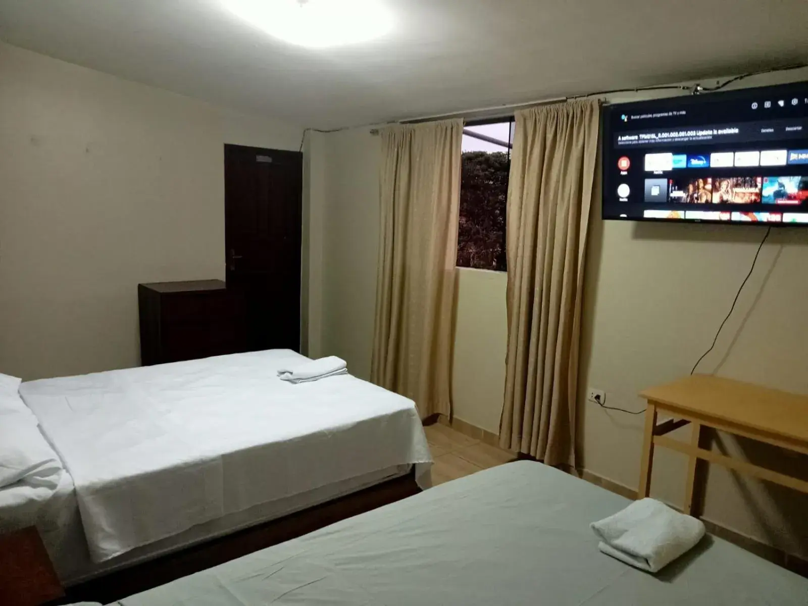 Standard Twin Room in ROARI HOTEL Standard Twin Room in ROARI HOTEL