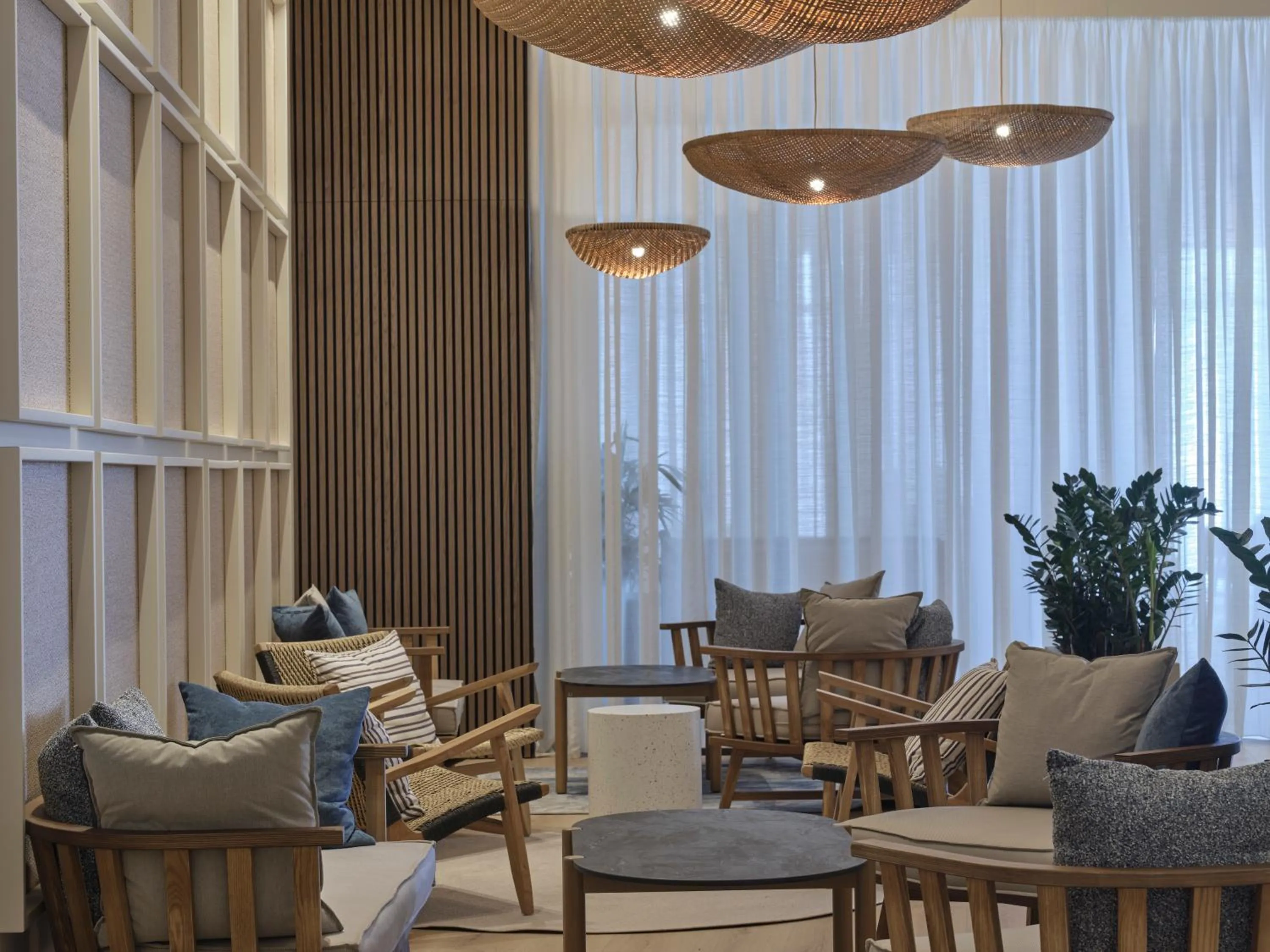 Lounge or bar in Atlantica Ocean Beach Resort