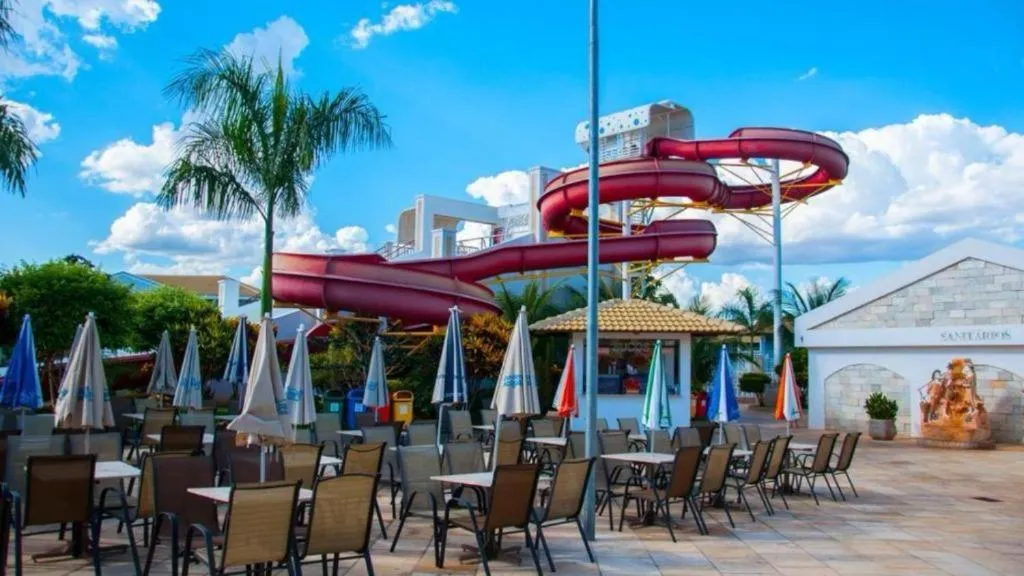 LACQUA DIROMA RESORT TOP