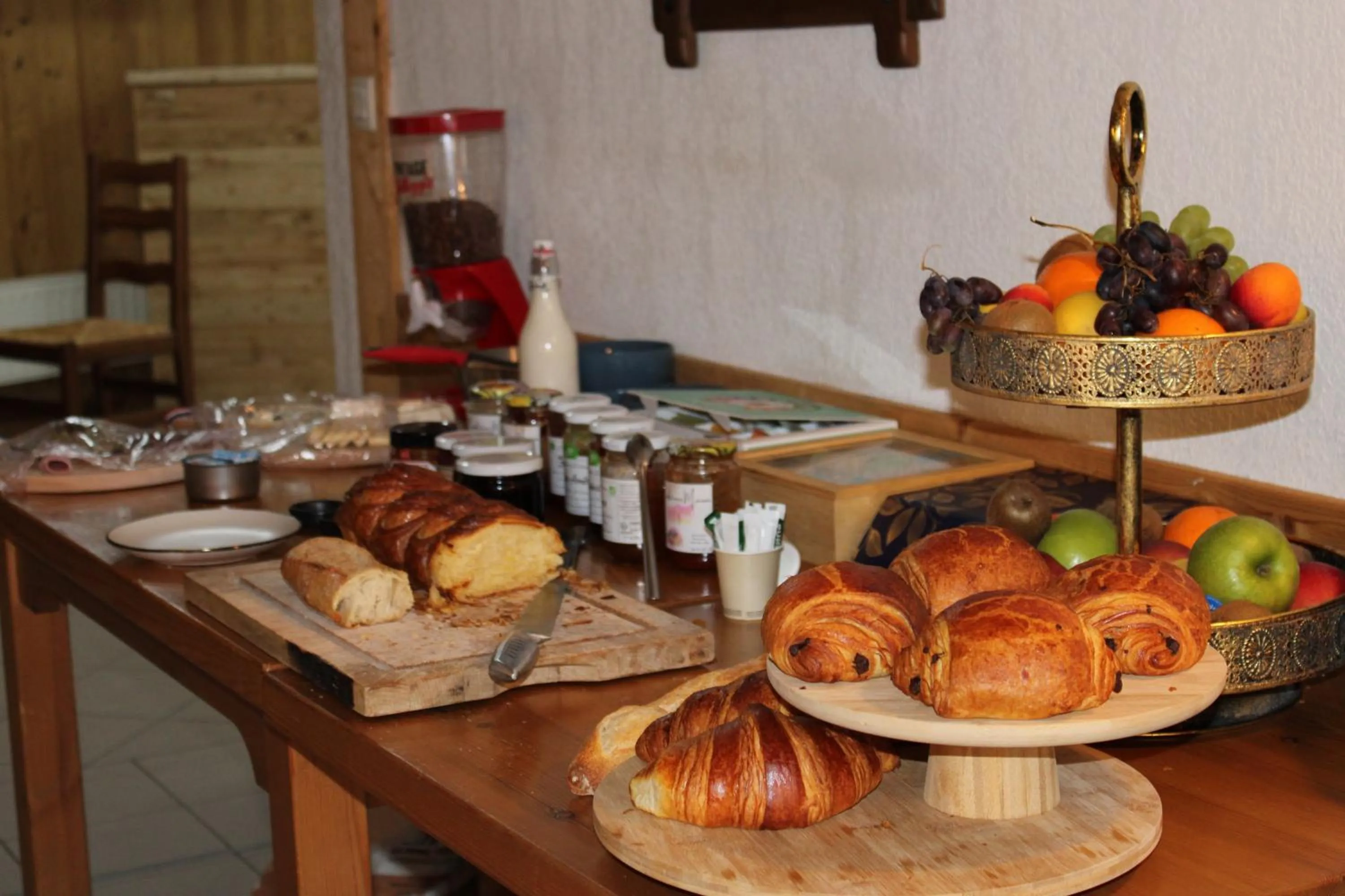 Breakfast in Auberge La maison de Catherine