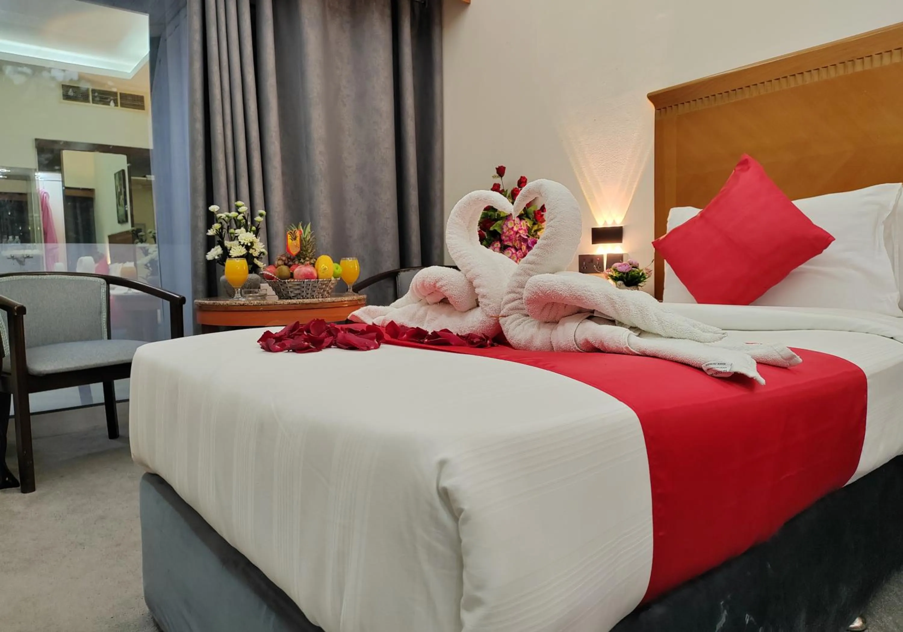 Bed in Le Paradise Palace Hotel Deira Dubai Al Rigga