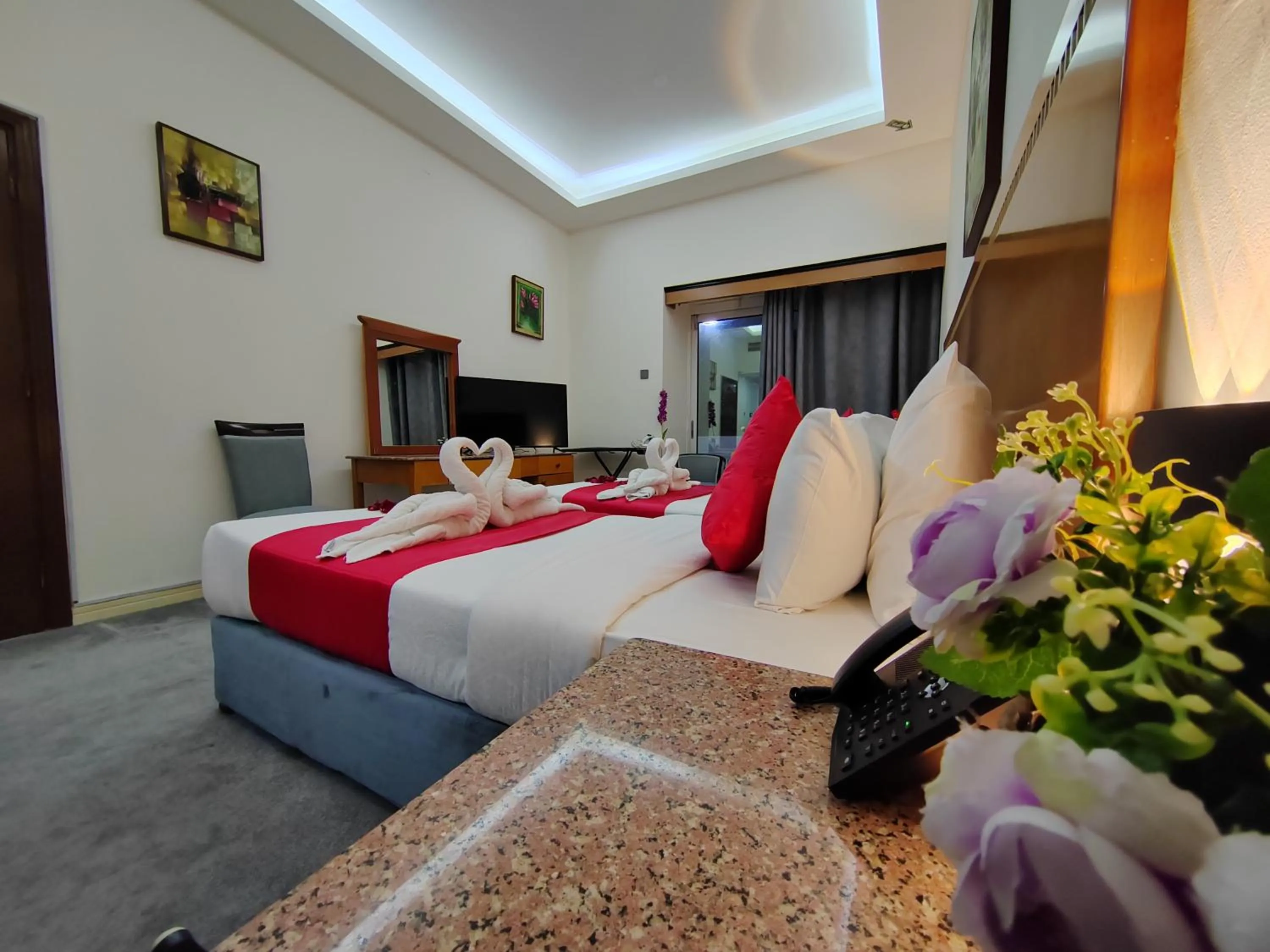 Bed in Le Paradise Palace Hotel Deira Dubai Al Rigga