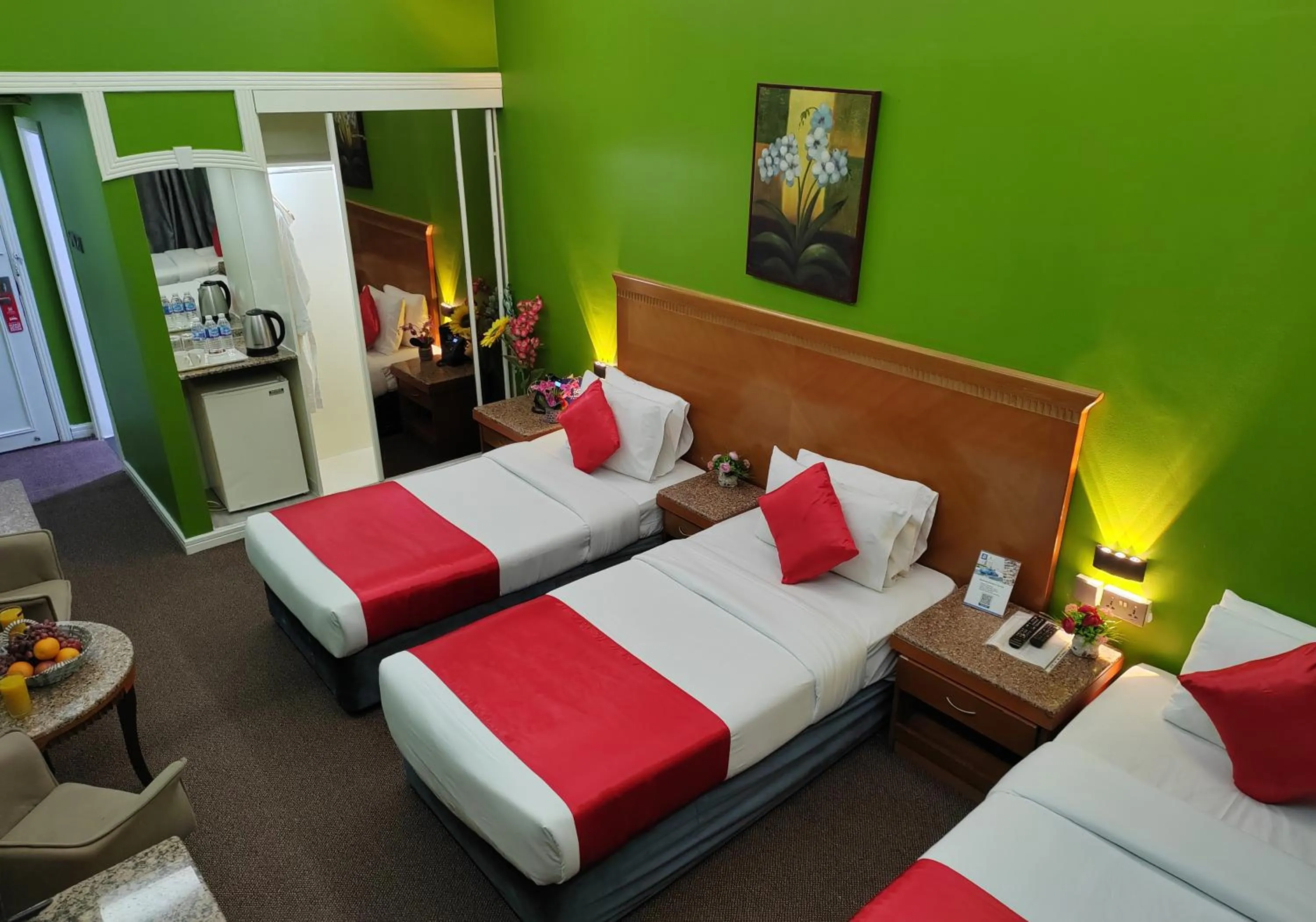 Facade/entrance, Bed in Le Paradise Palace Hotel Deira Dubai Al Rigga