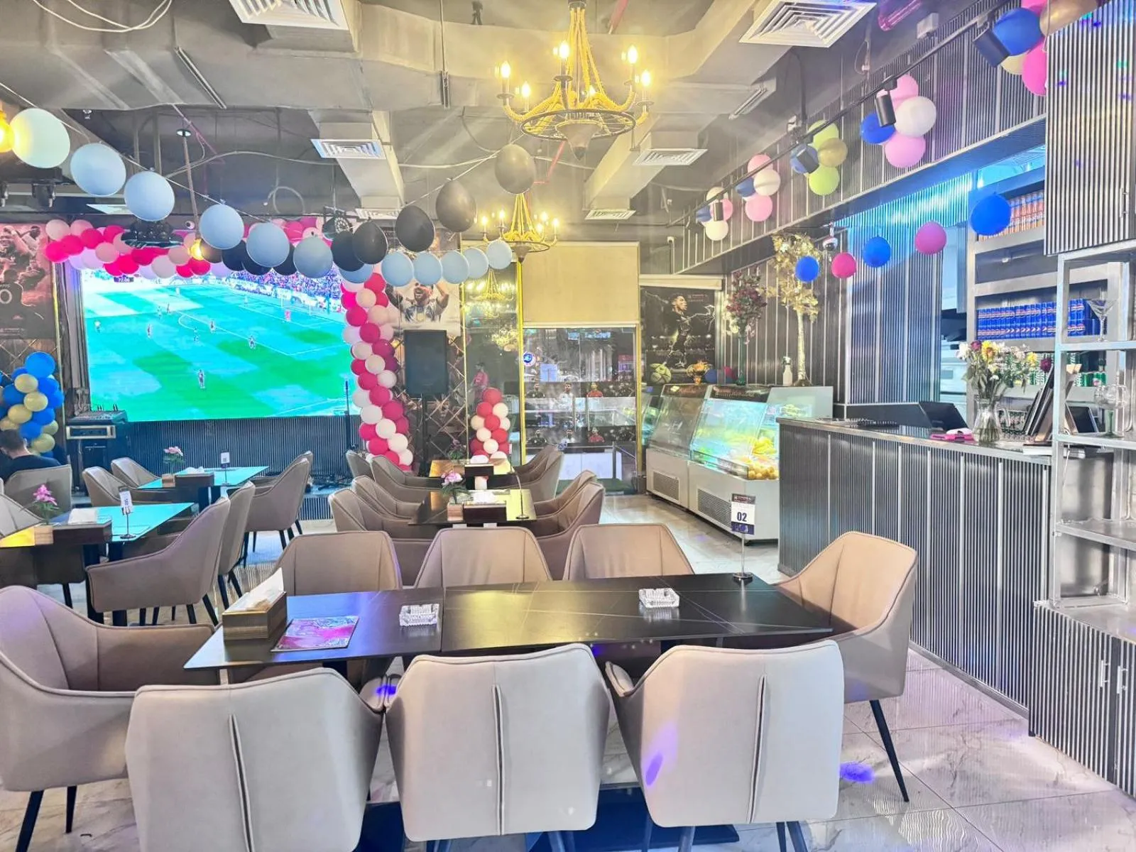 Restaurant/places to eat in Le Paradise Palace Hotel Deira Dubai Al Rigga