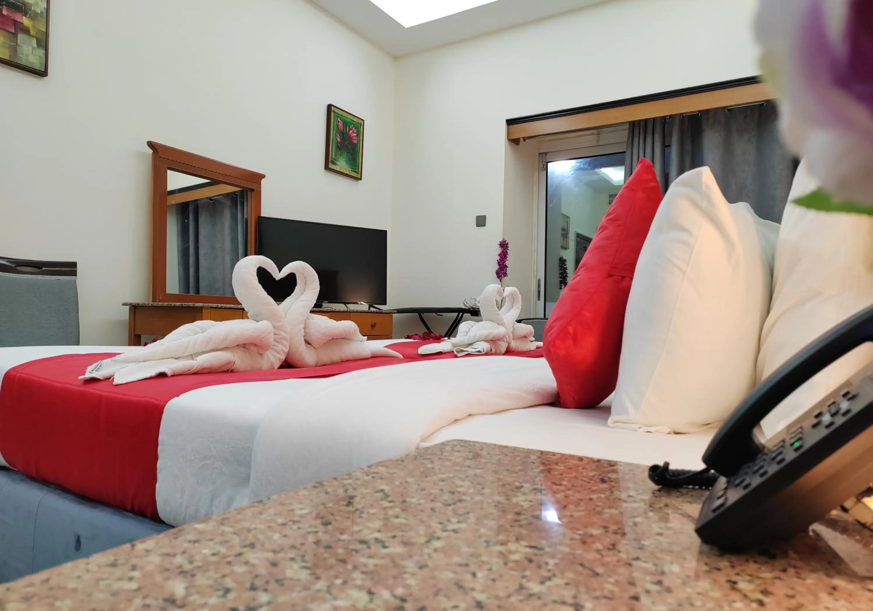 Bed in Le Paradise Palace Hotel Deira Dubai Al Rigga