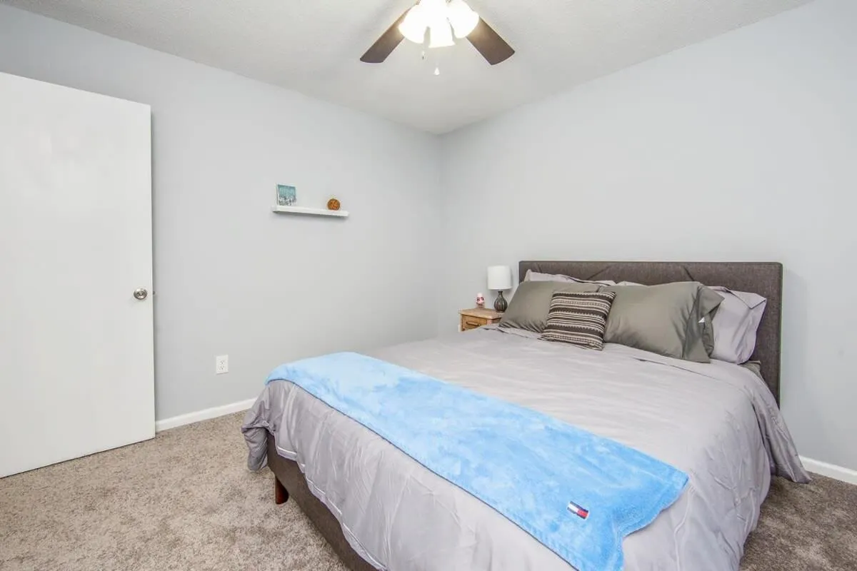 Bed in No Place Like Homeplace Ii