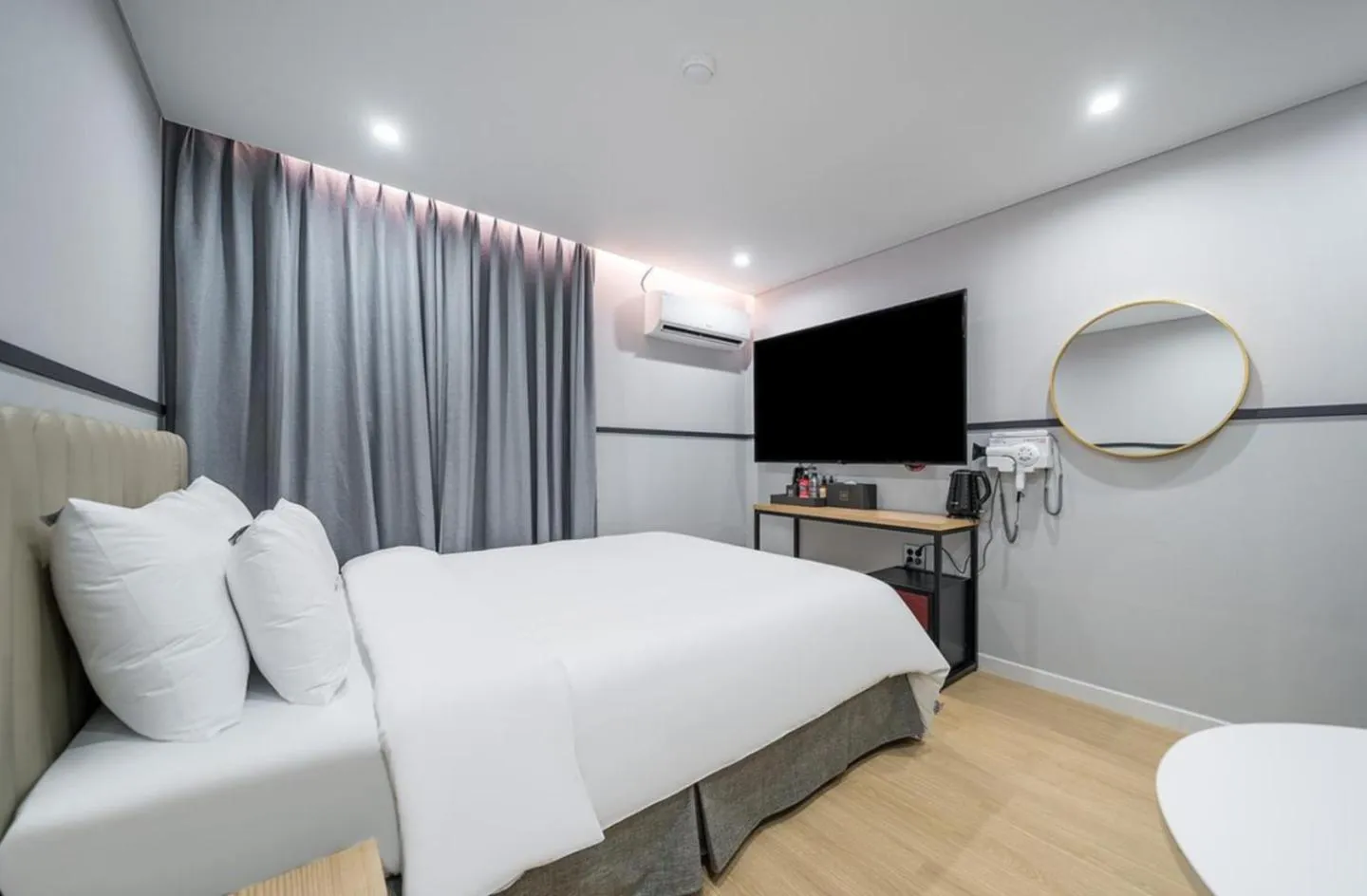 Bed in Number25 Hotel Namchuncheon