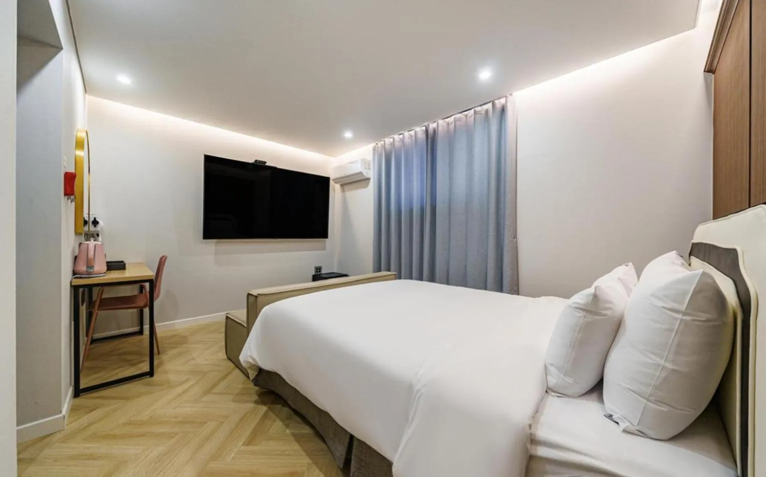 Bed in Number25 Hotel Namchuncheon