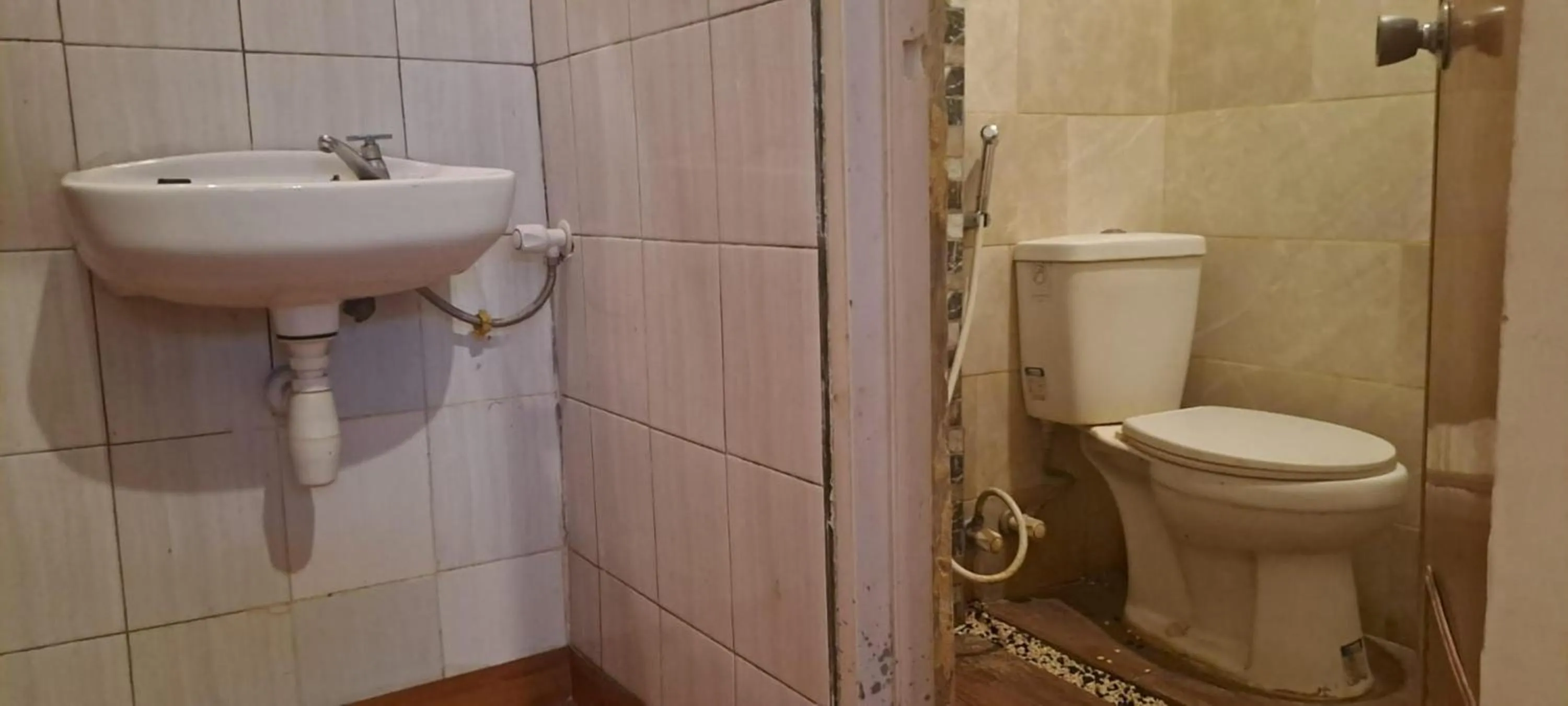 Bathroom in Bintang Khanida Syari'ah