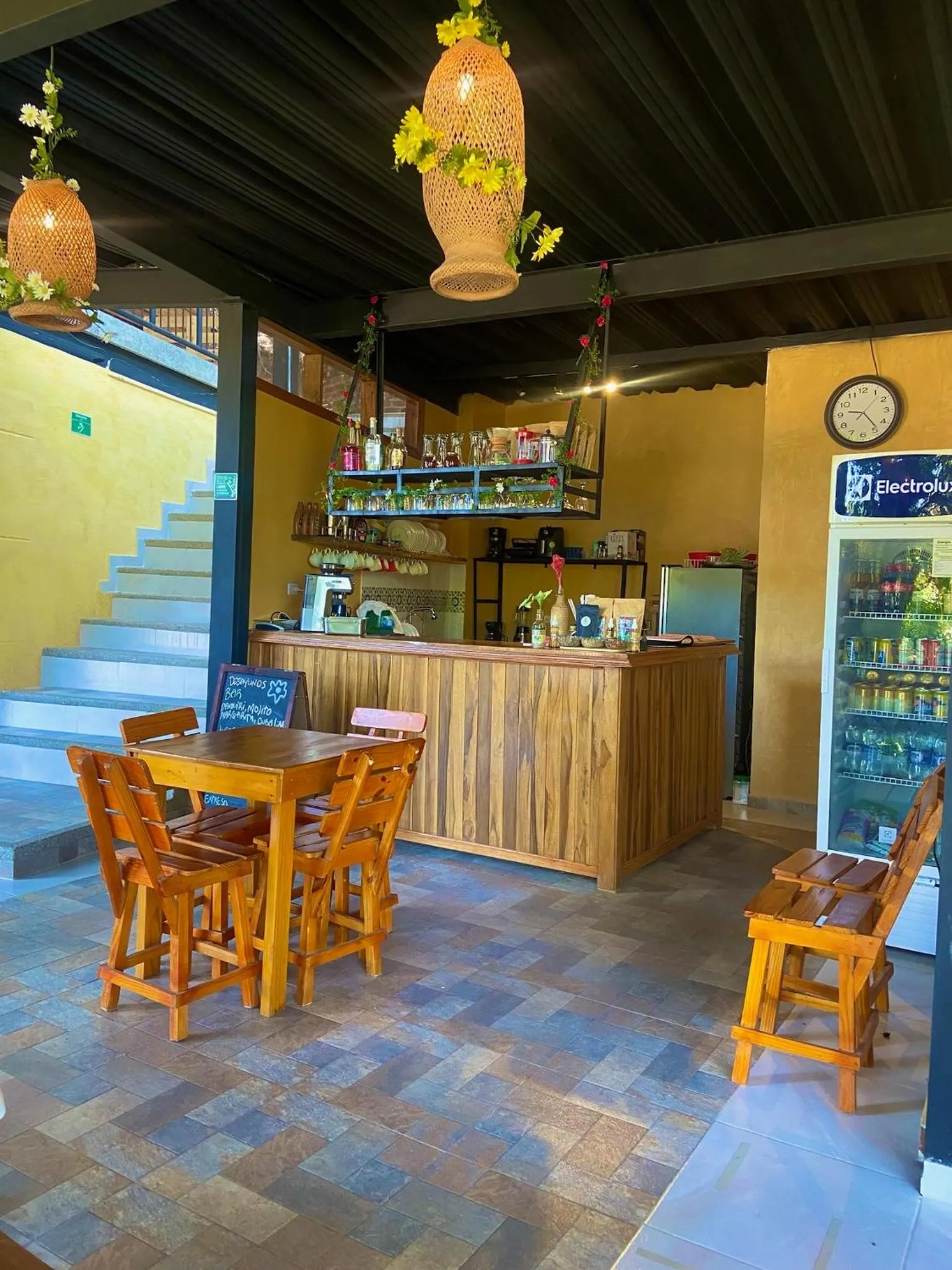 Restaurant/places to eat in Coffee House Minca