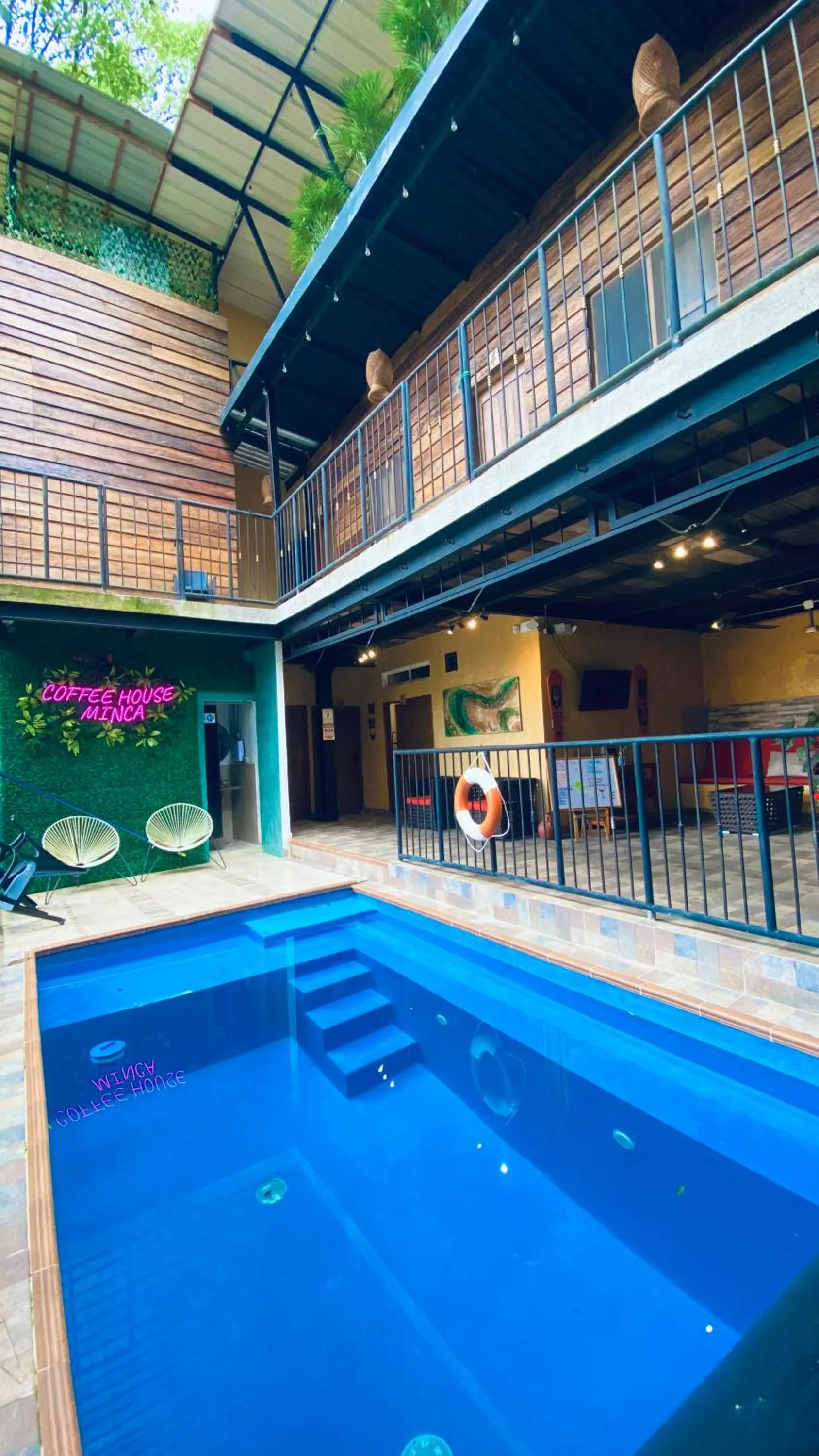 Day in Coffee House Minca