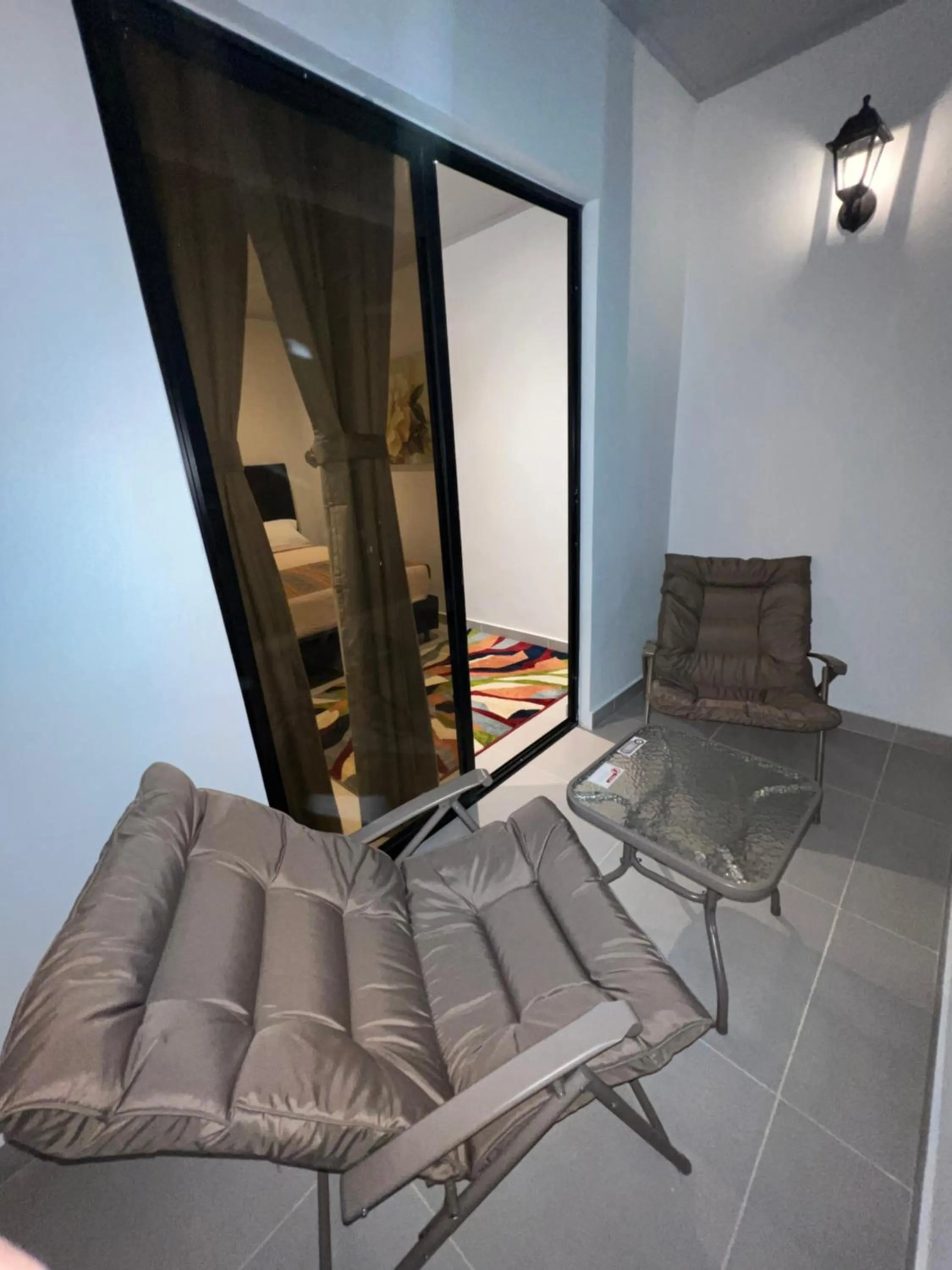 Bed in Coffee House Minca