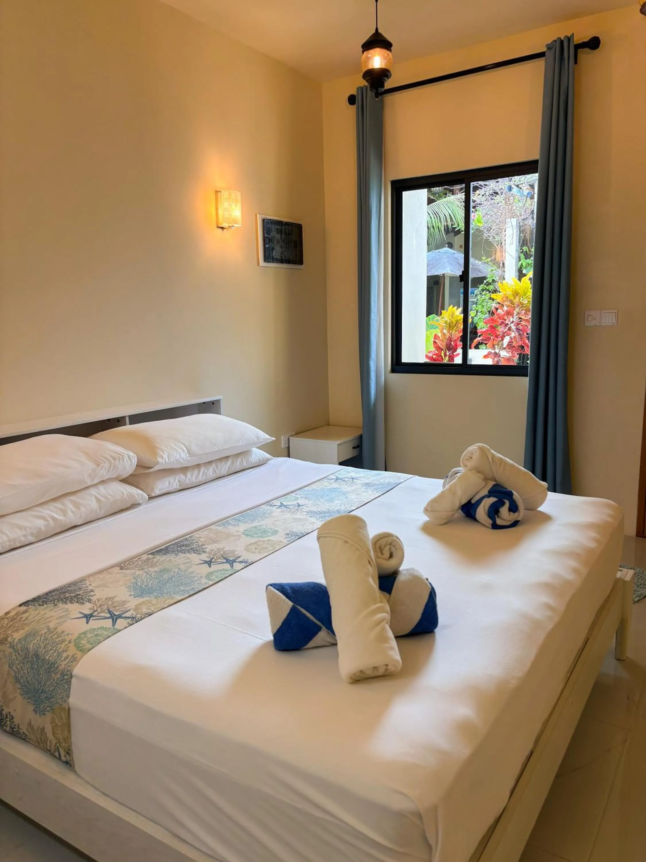 Bed in Dhigurah Dhonveli Boutique
