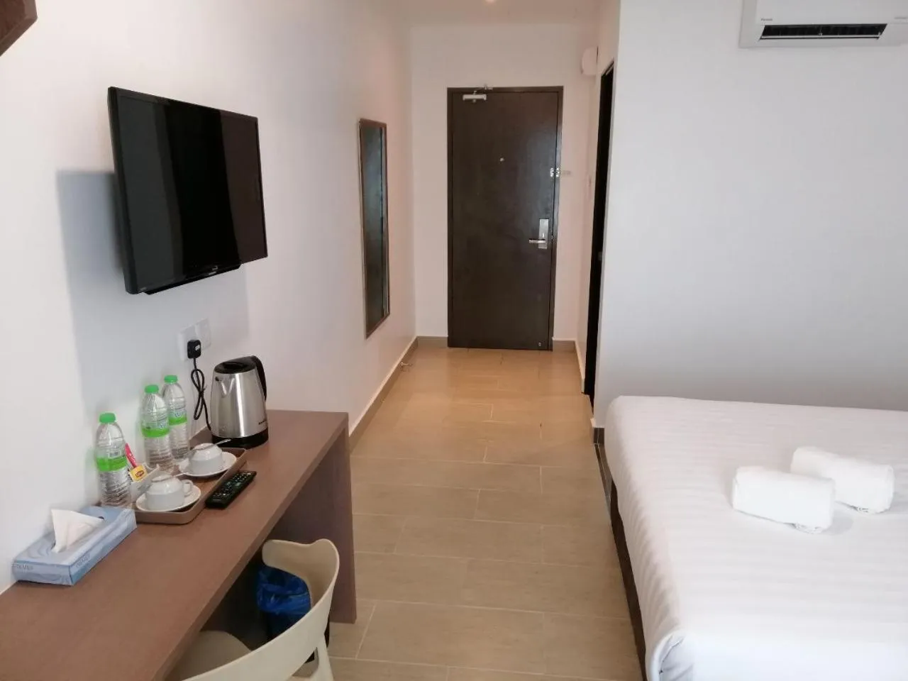 Bedroom, Bed in DSH Hotel