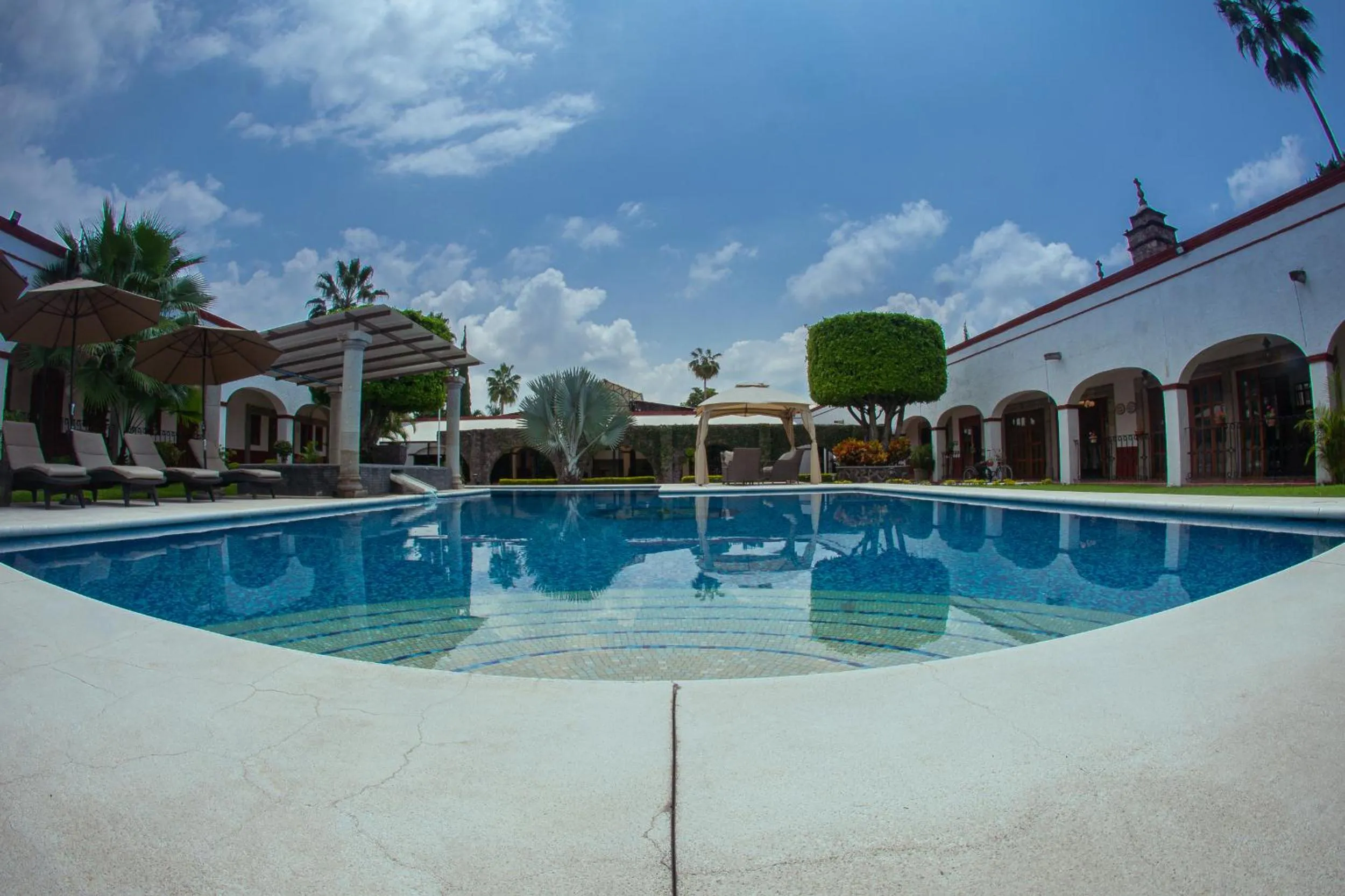 Day in Ex Hacienda Santa Cecilia