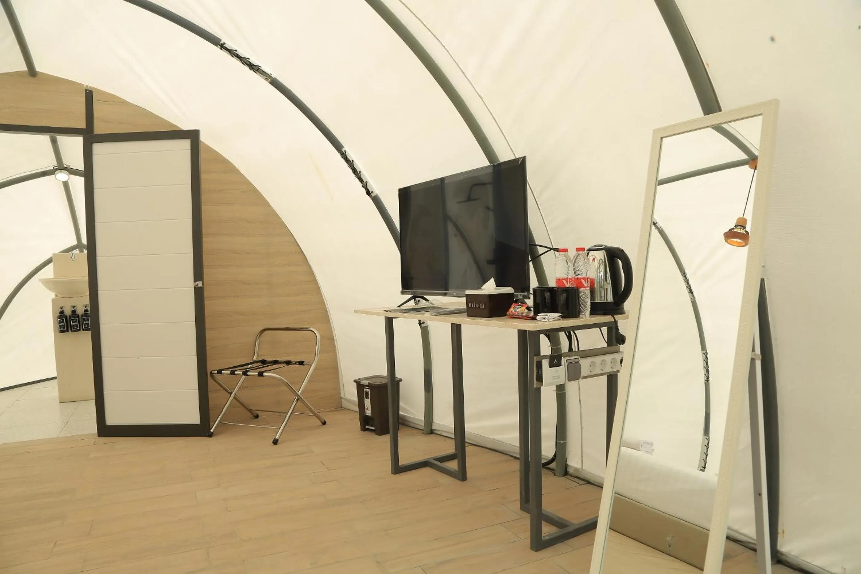 TV and multimedia in Azana Essence Selo Boyolali