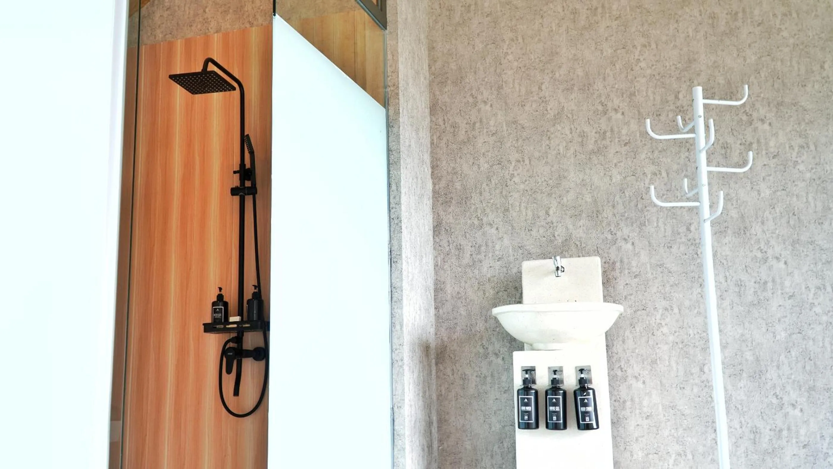 Bathroom in Azana Essence Selo Boyolali