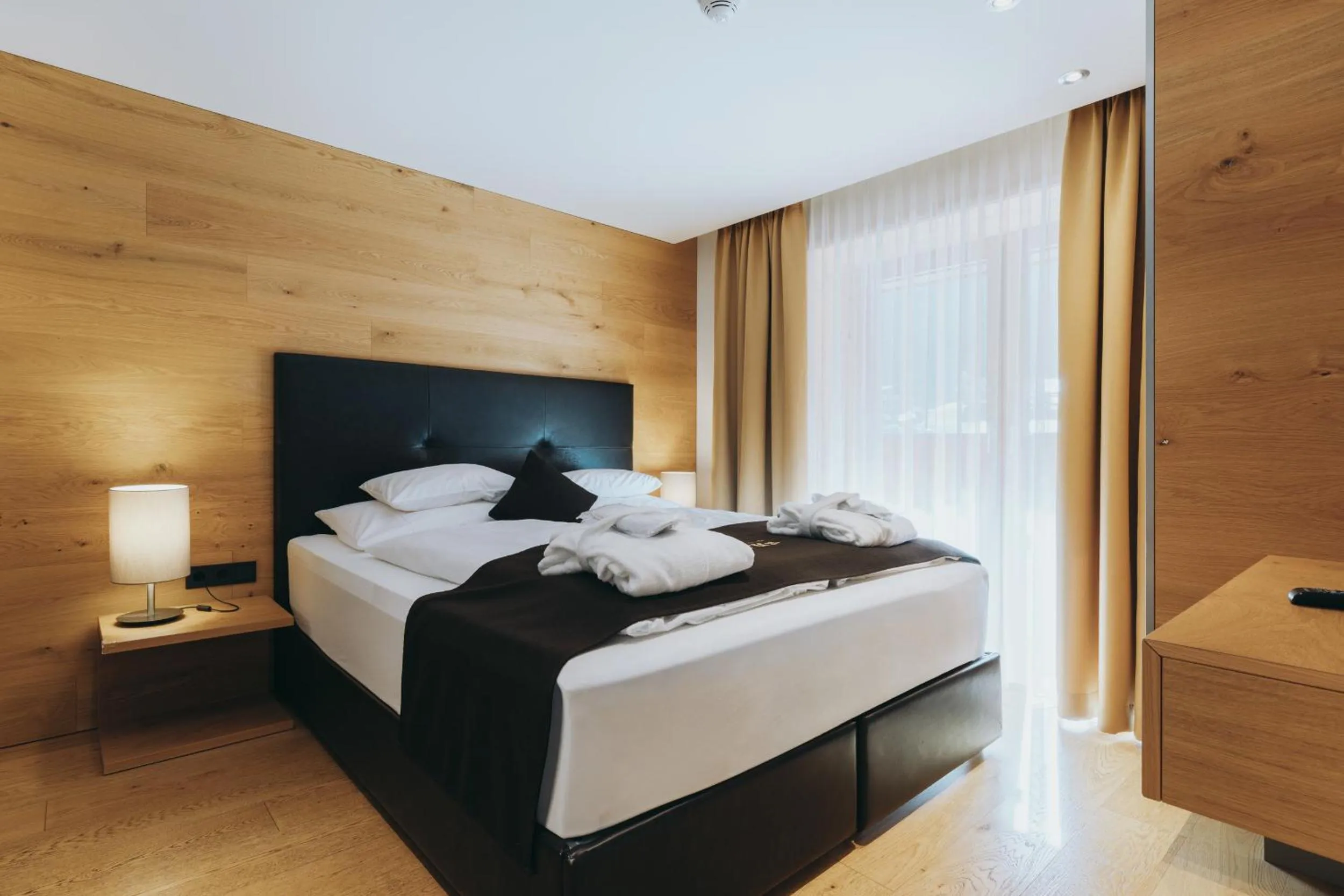 Bed in Apart-Hotel Laurus Lech