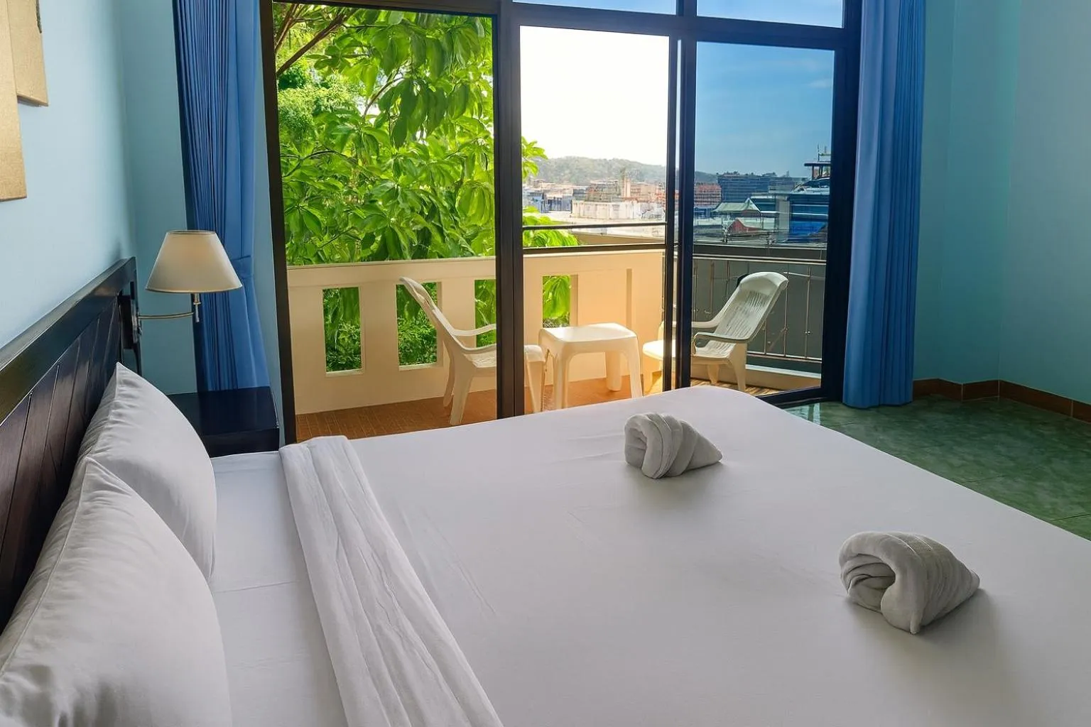 Bed in Riviera Patong