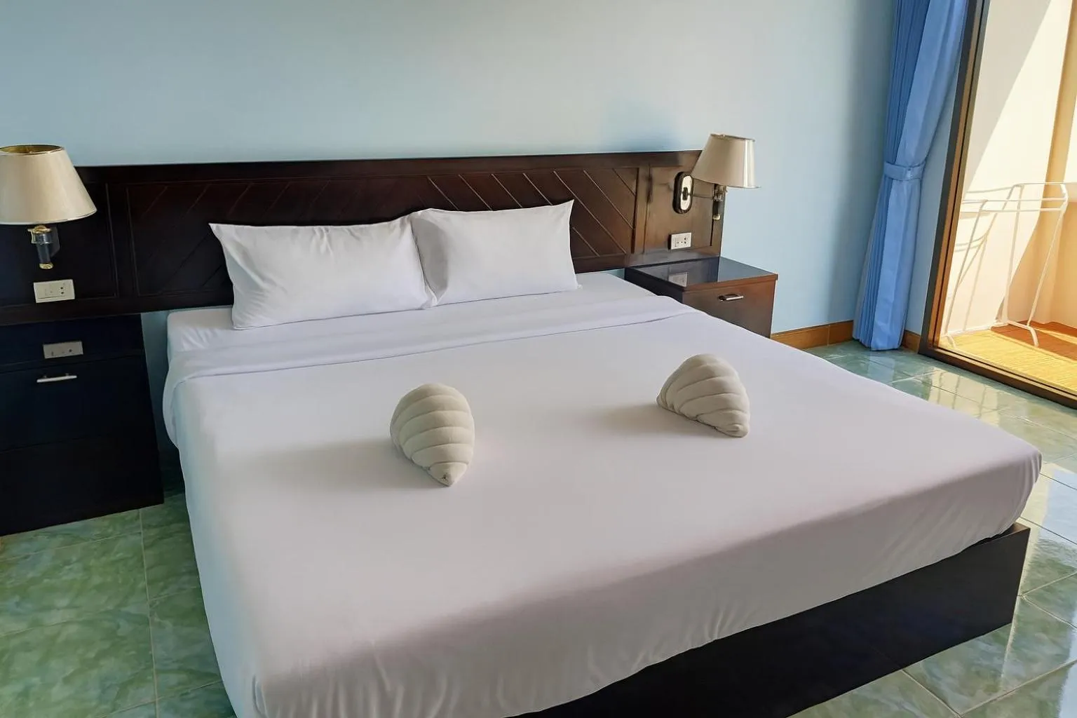 Bed in Riviera Patong