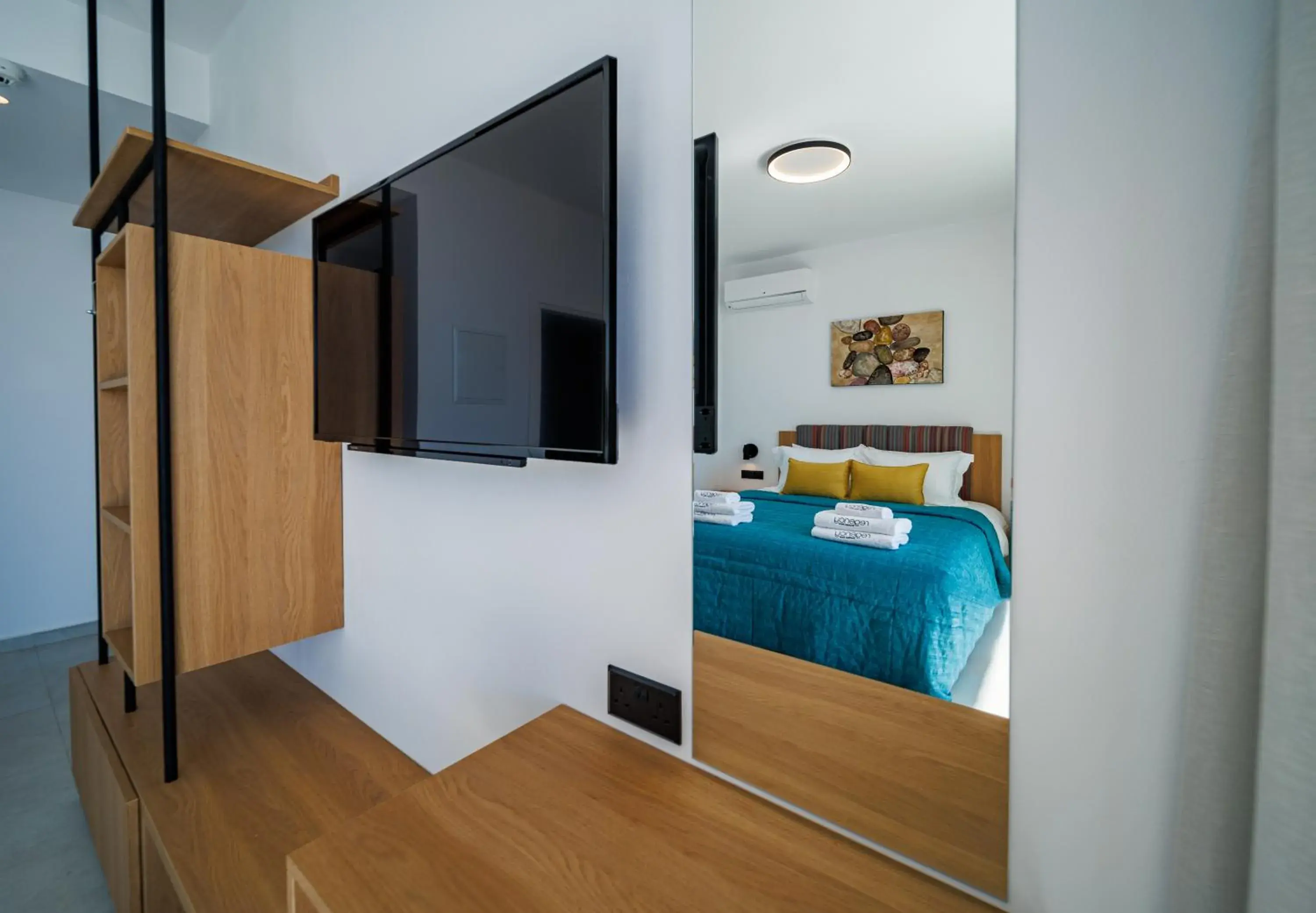 Double Room with Balcony in Regency Boutique Hotel Holiday Suites Double Room with Balcony in Regency Boutique Hotel Holiday Suites