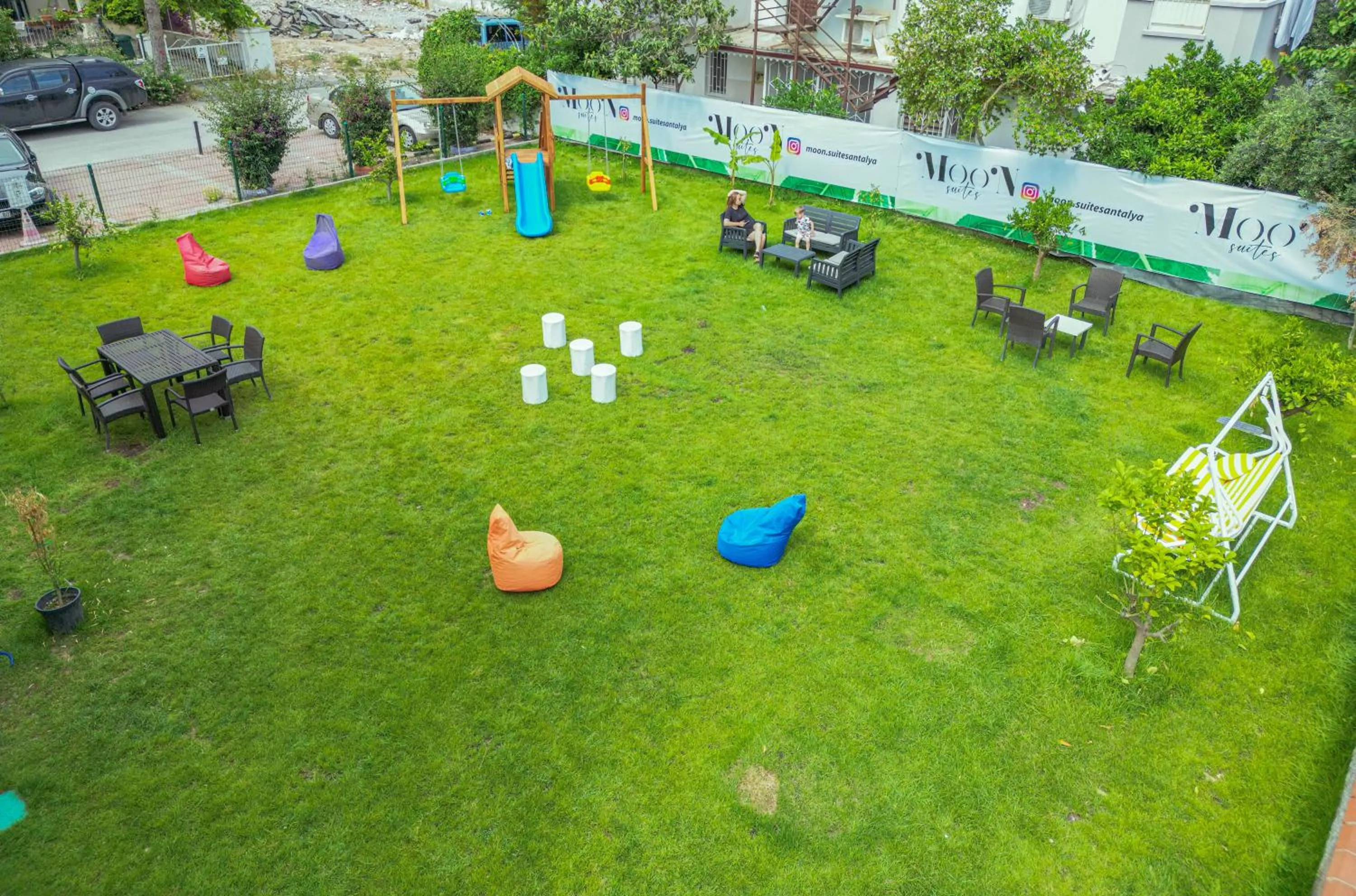 Spring in Moon Suites