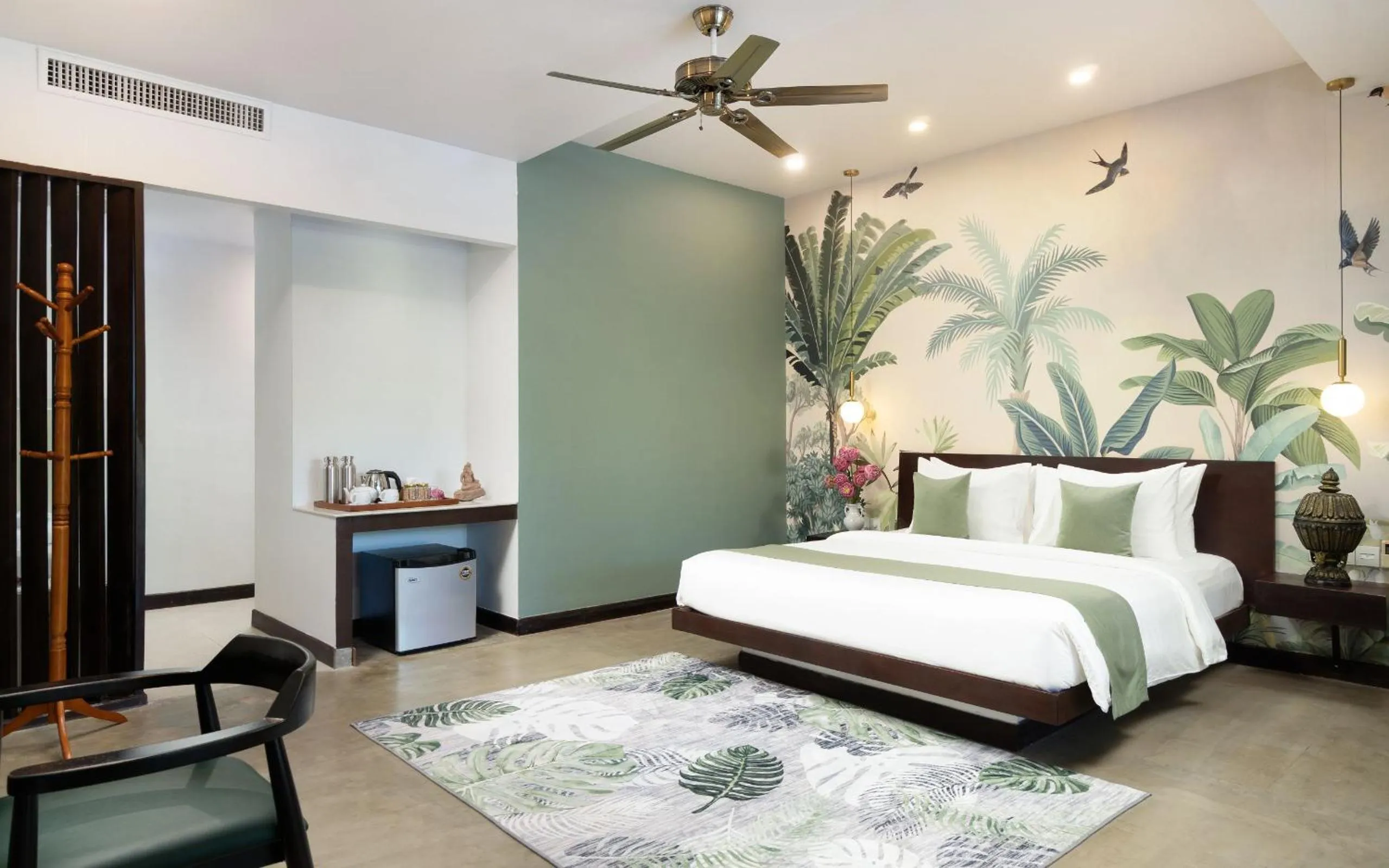 Bedroom, Bed in The Elephant