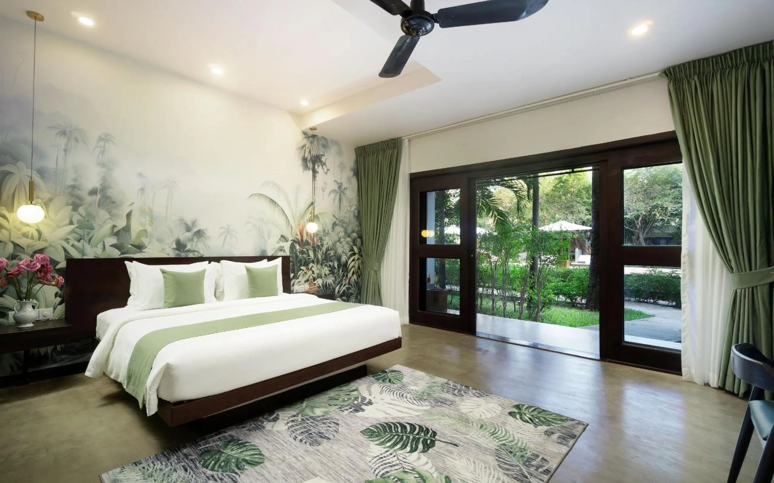 Bedroom, Bed in The Elephant