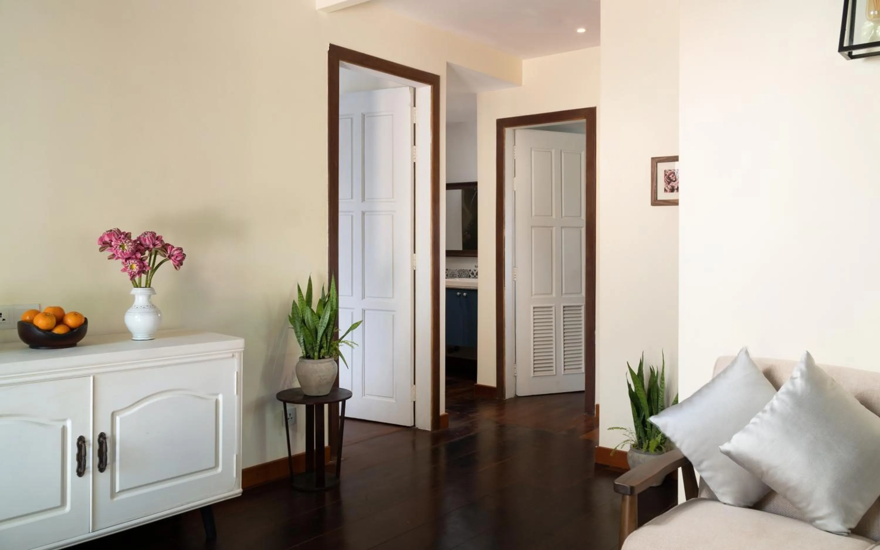 Massage in The Elephant