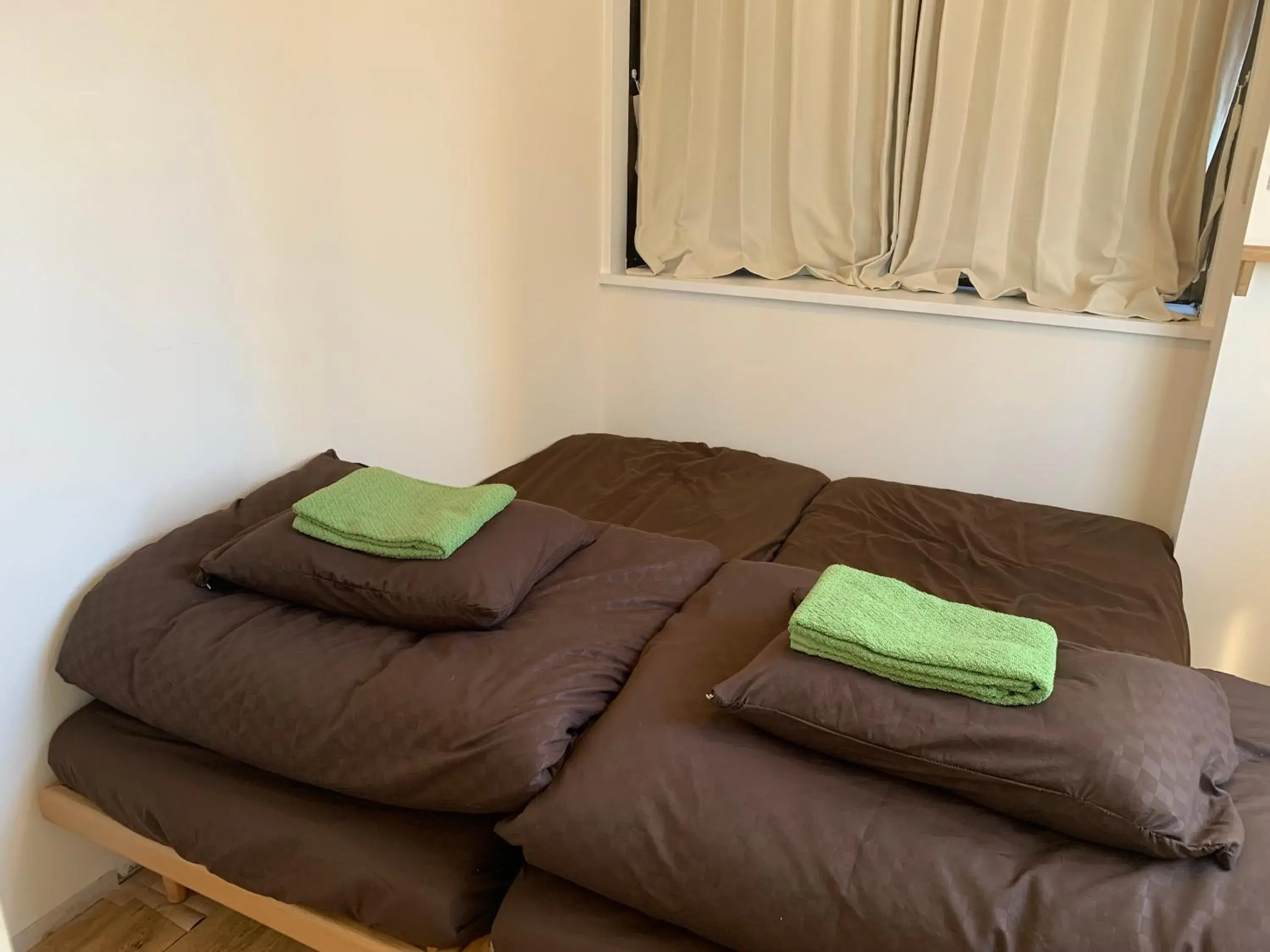 Economy Twin Room in Hostel Lodging Tokyo Uguisudani Economy Twin Room in Hostel Lodging Tokyo Uguisudani