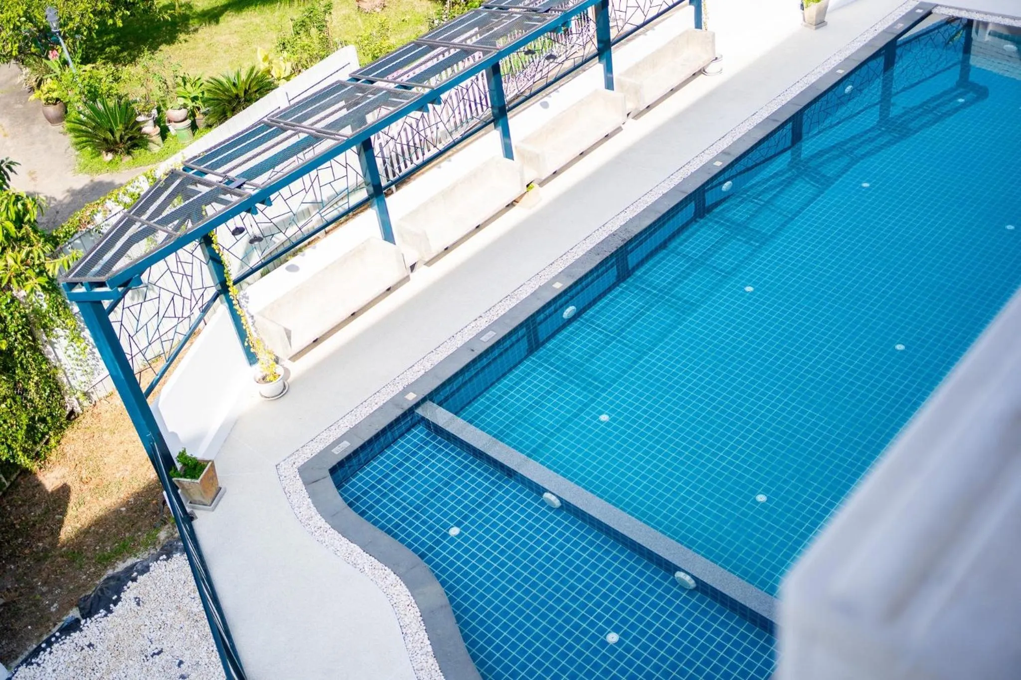 Pool view in Singharaj Boutique Hotel