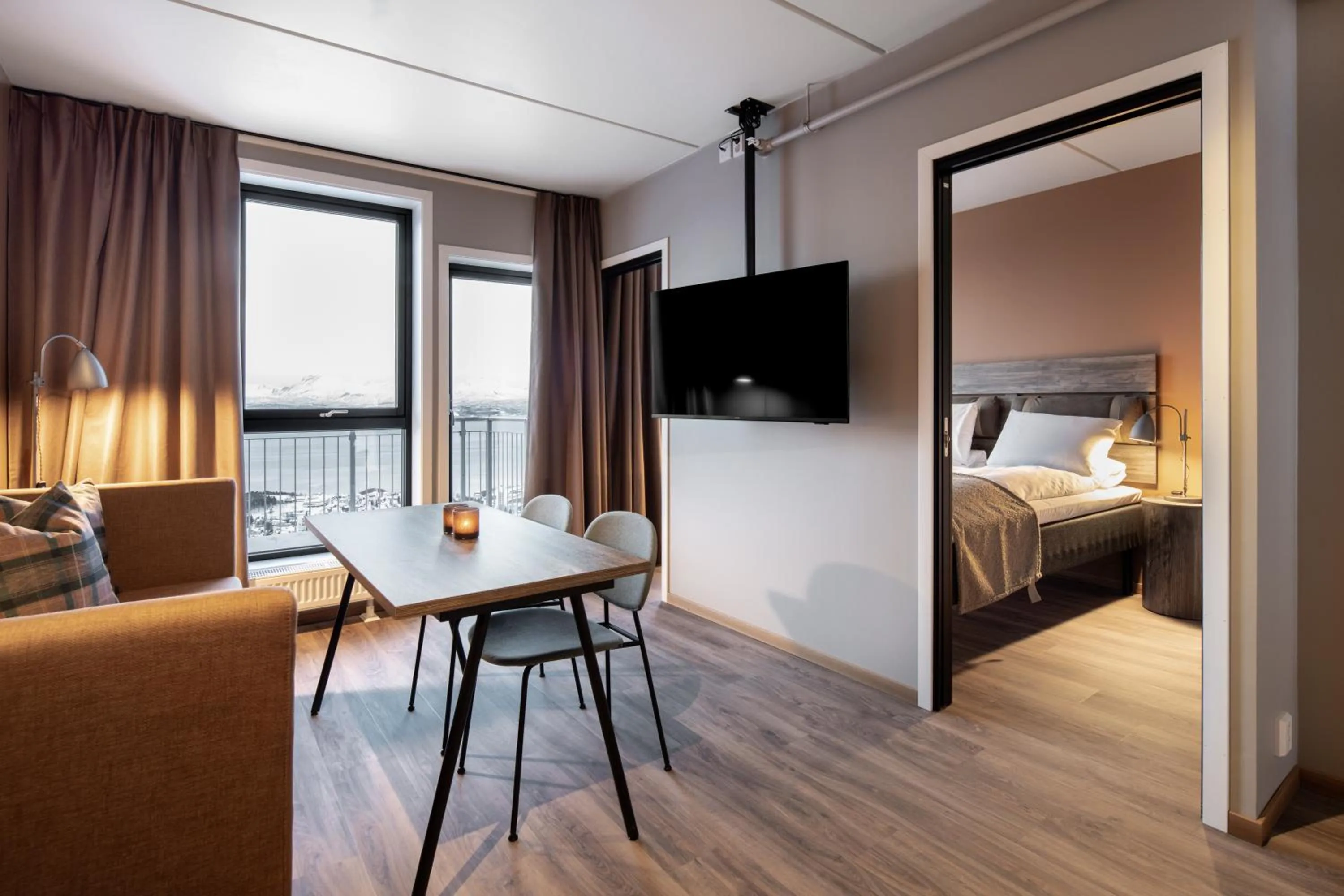 Living room, Bed in Basecamp Narvik