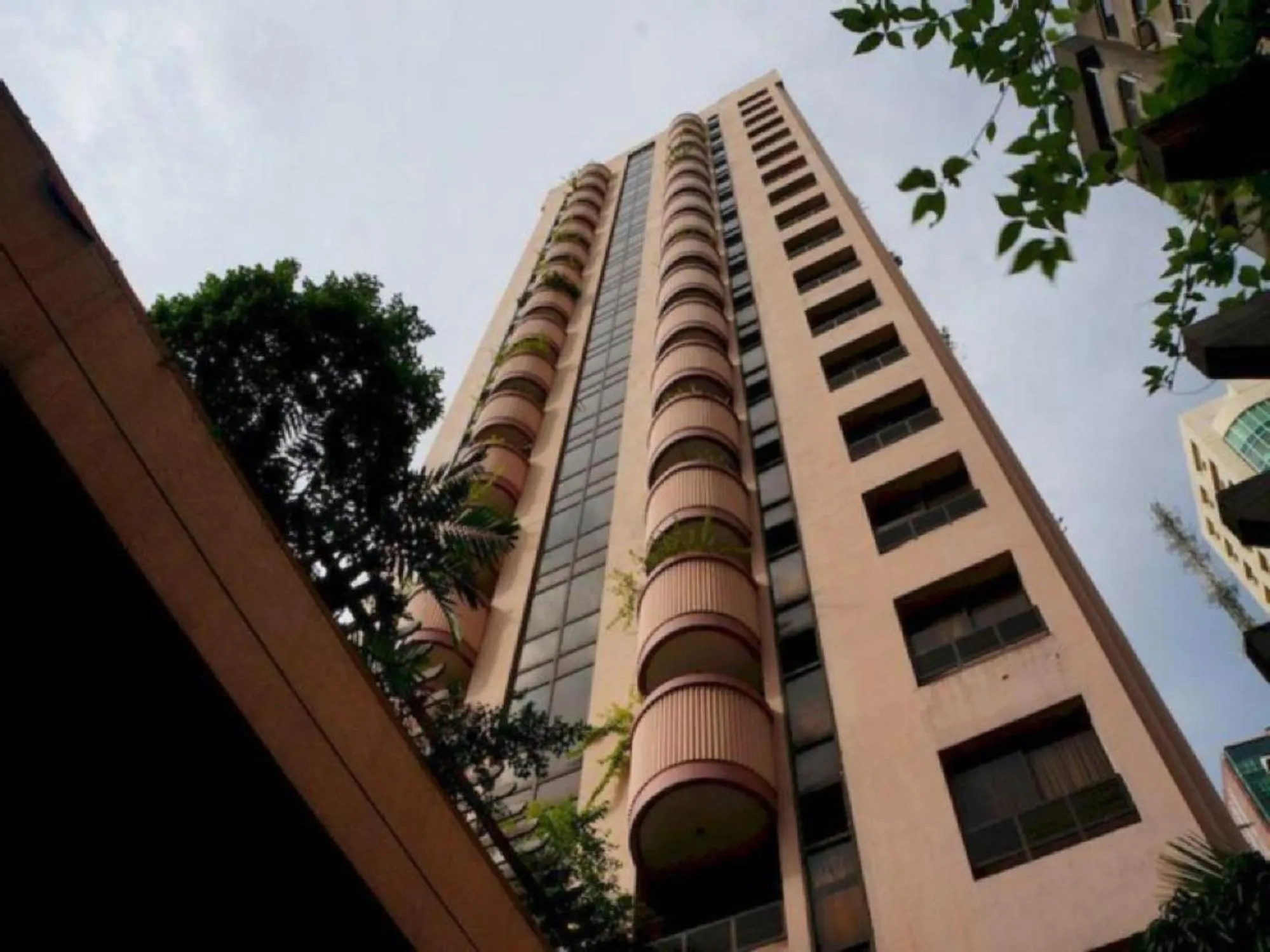 Property building in Sunette Tower Makati