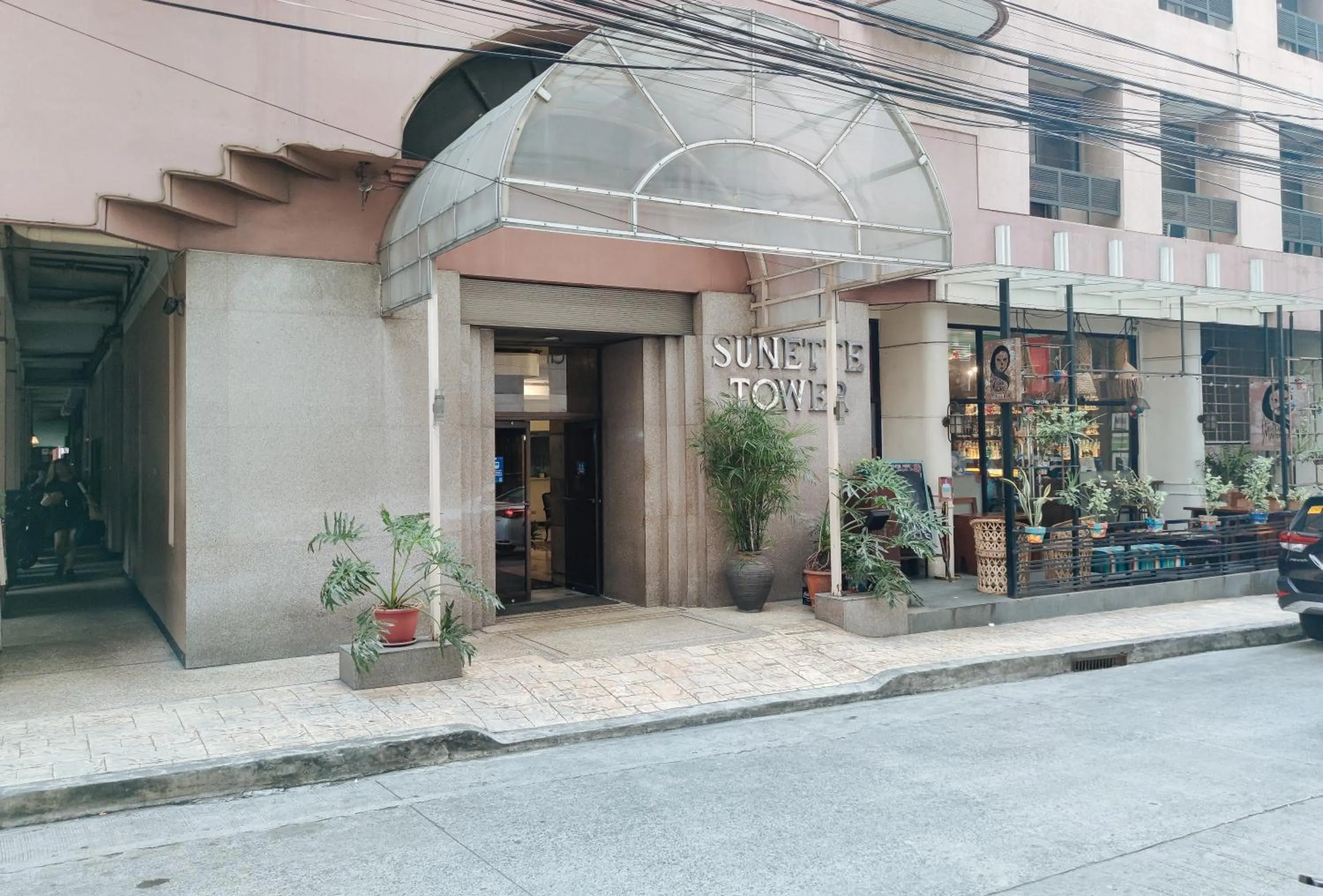 Property building in Sunette Tower Makati