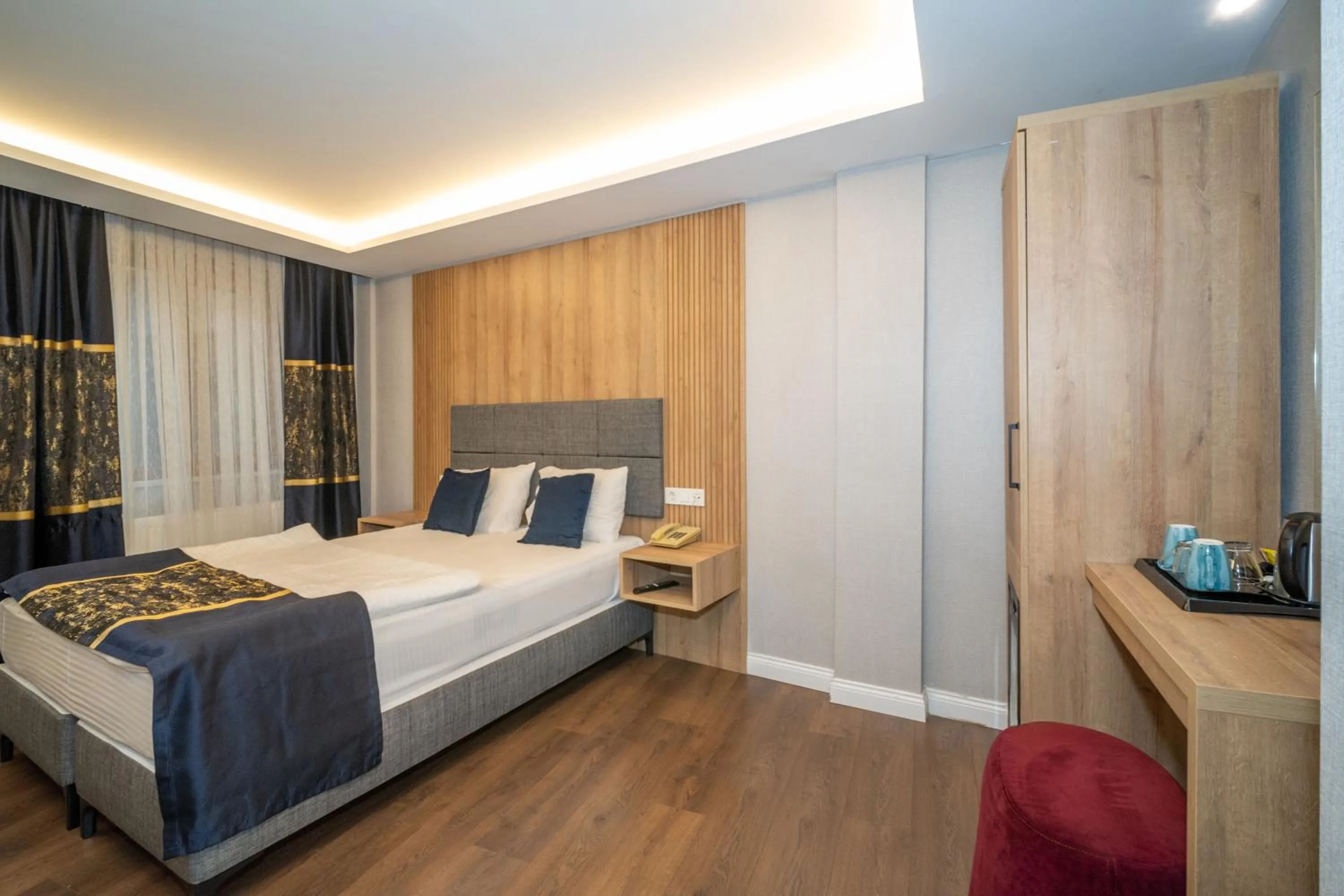 Photo of the whole room, Bed in Hotel Martin