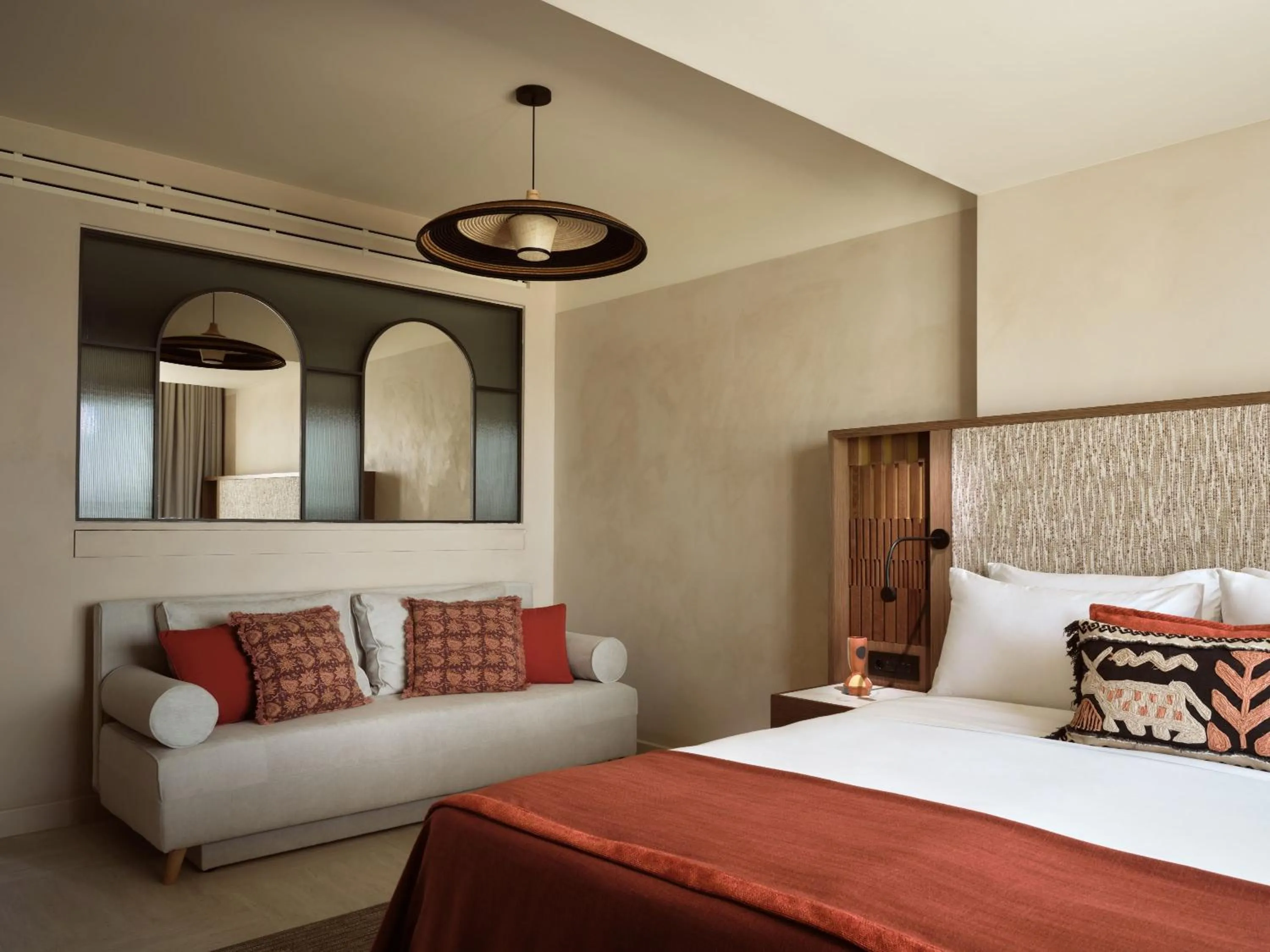 Bedroom, Bed in Eagles Palace - Small Luxury Hotels of the World