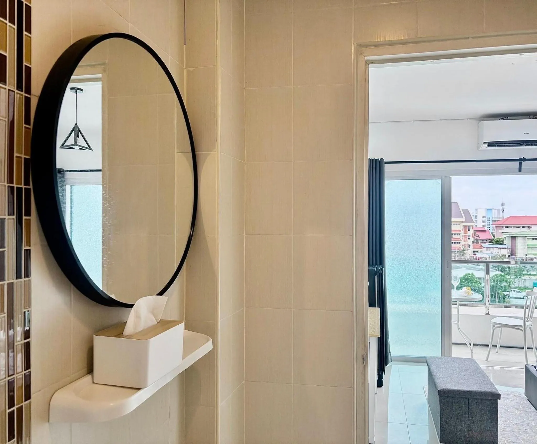 Bathroom in The Sunset Bangsaen Hotel