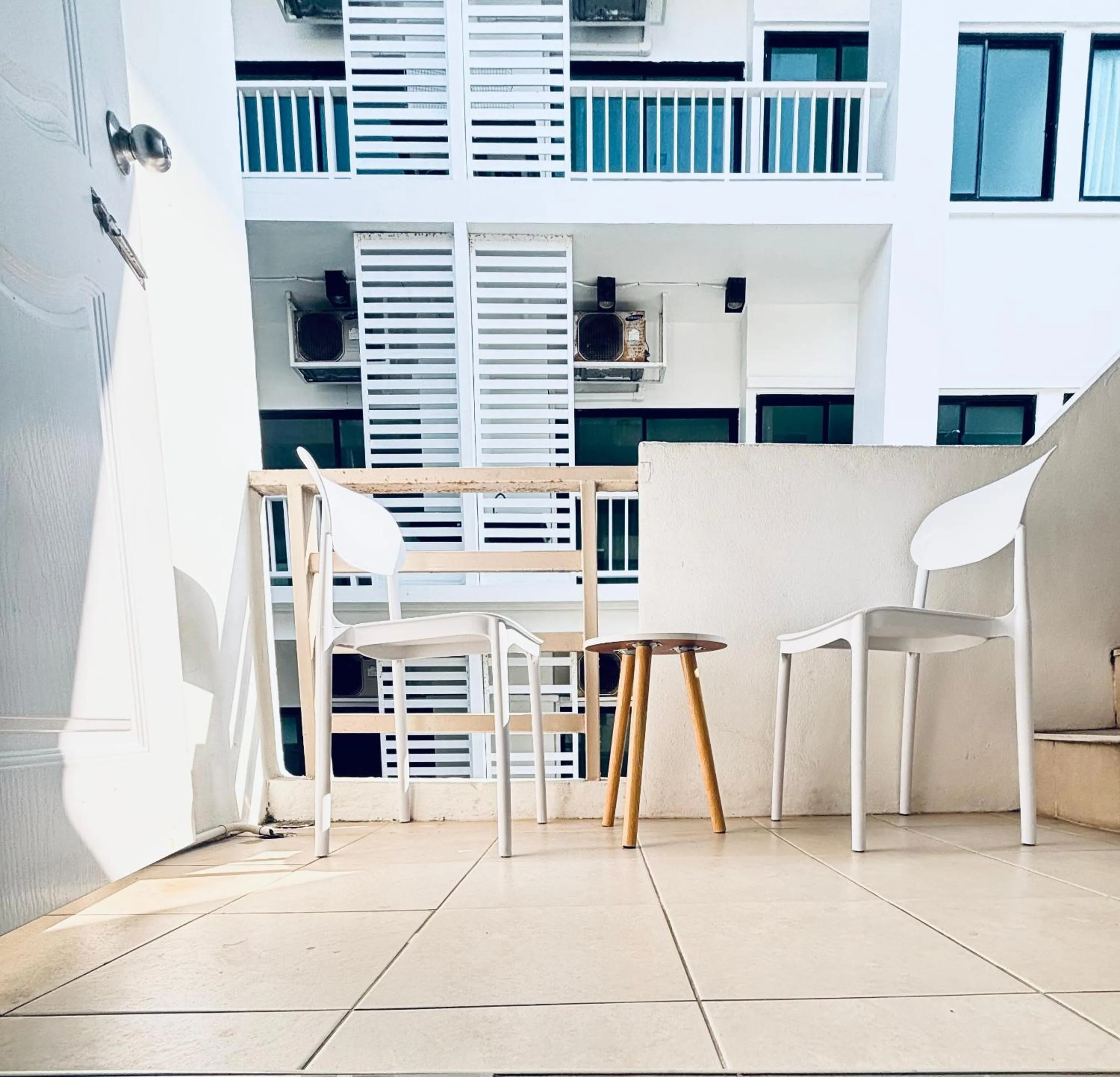 Balcony/Terrace in The Sunset Bangsaen Hotel