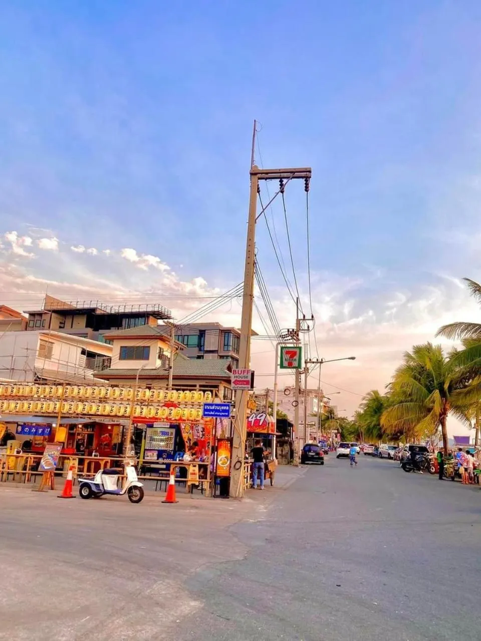 Neighbourhood in The Sunset Bangsaen Hotel