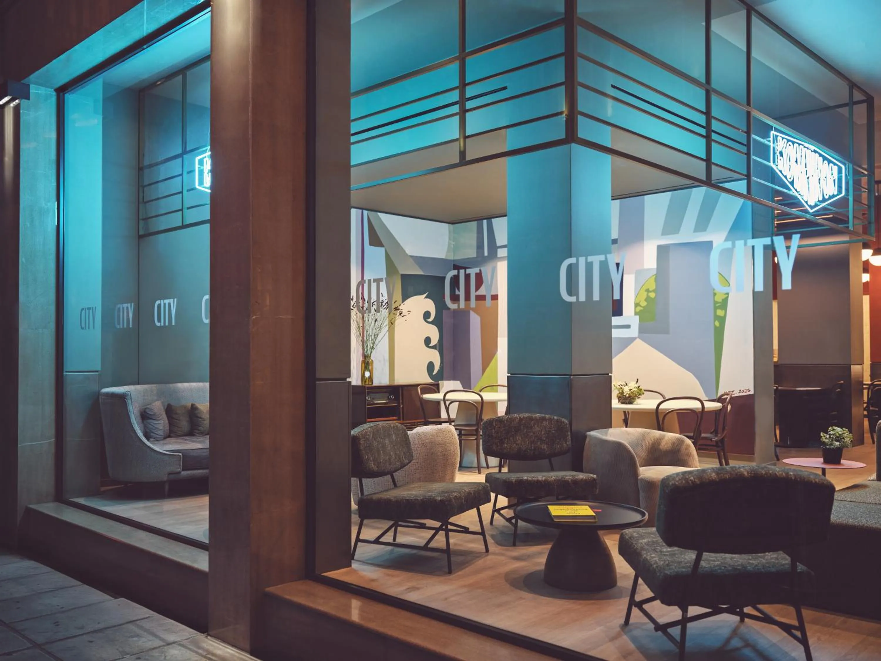 Lounge or bar in City Hotel Thessaloniki