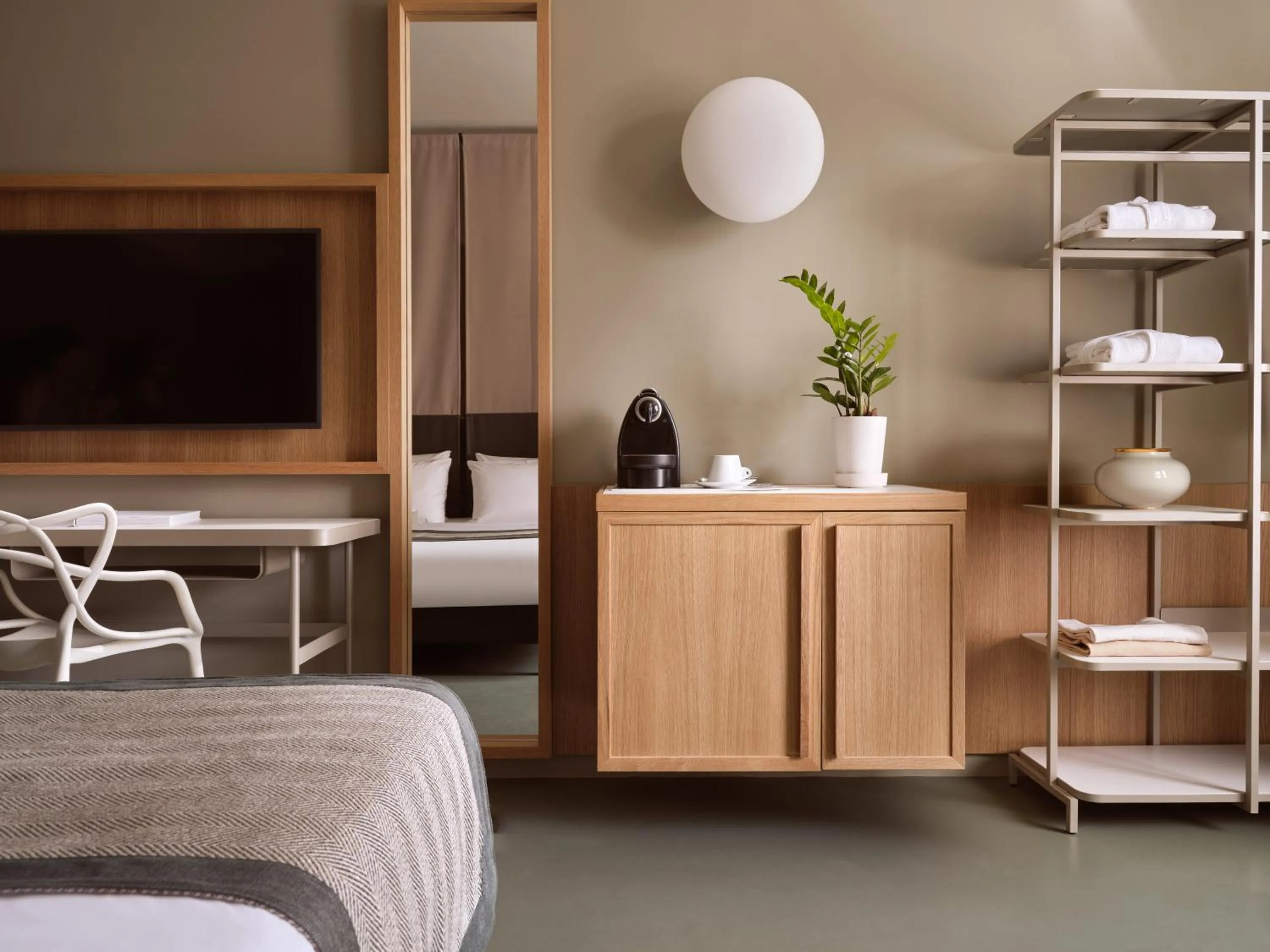 Bed in City Hotel Thessaloniki