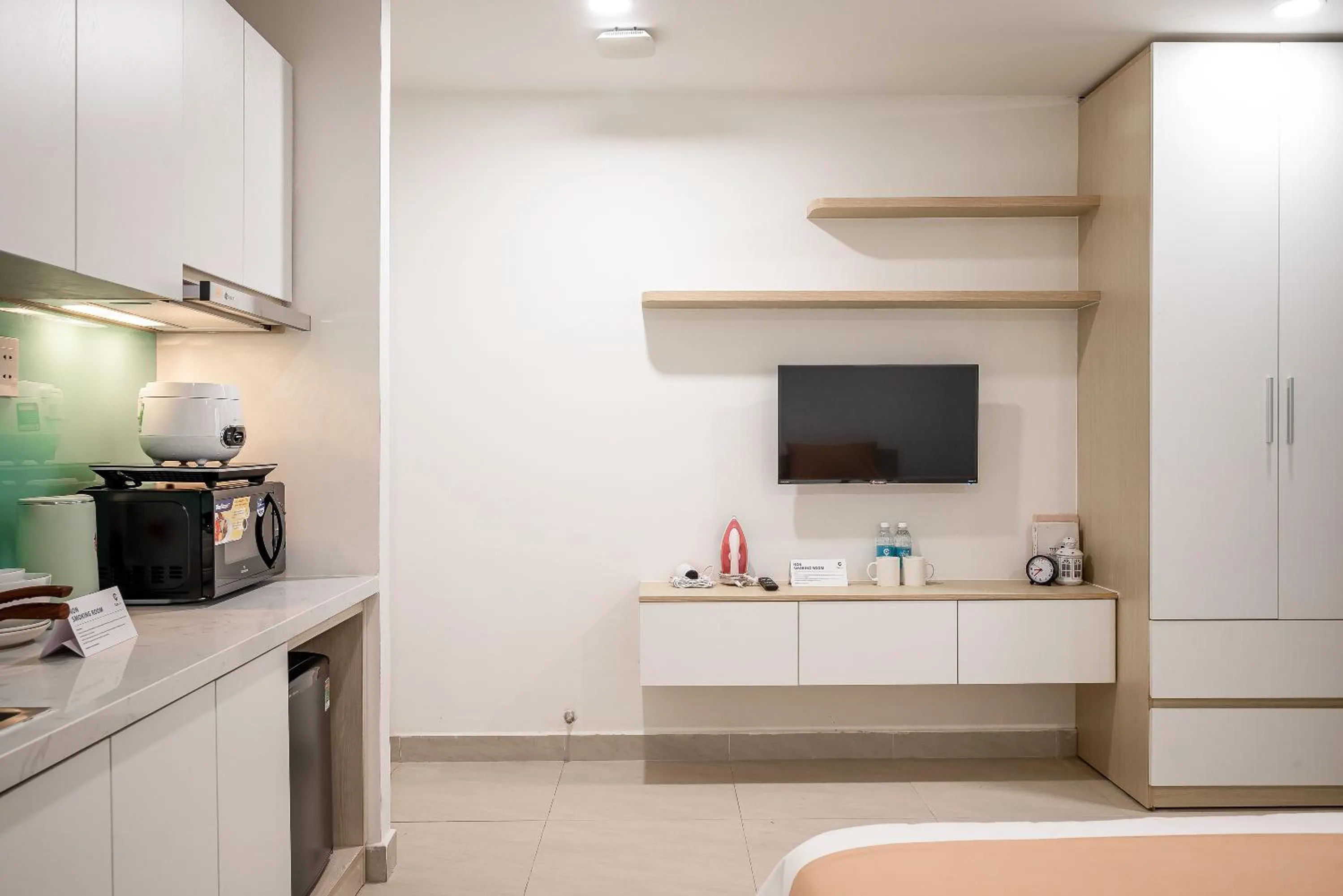 TV and multimedia in Cozrum Homes - Coraline House