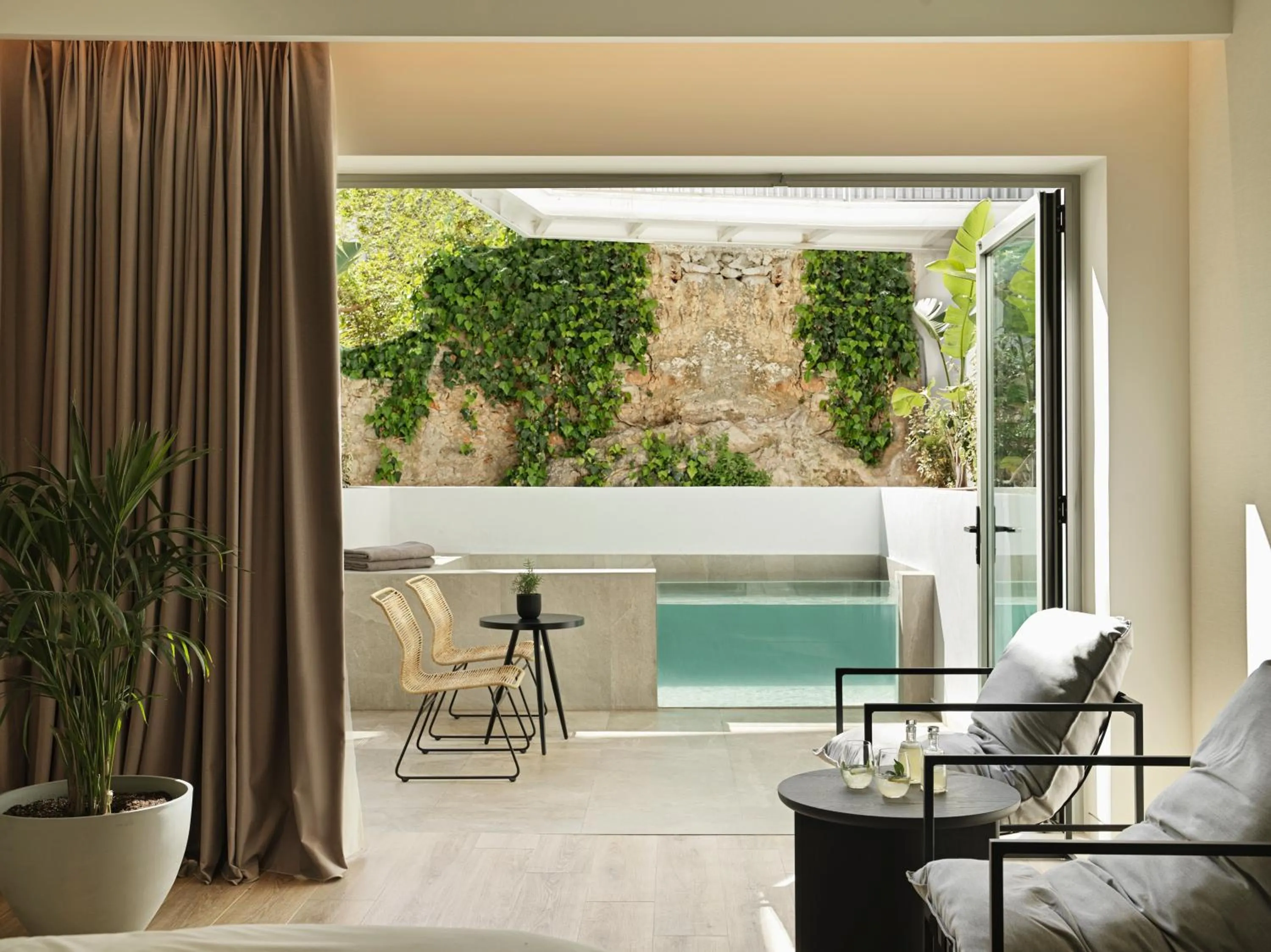 Balcony/Terrace in NIKO Seaside Resort MGallery